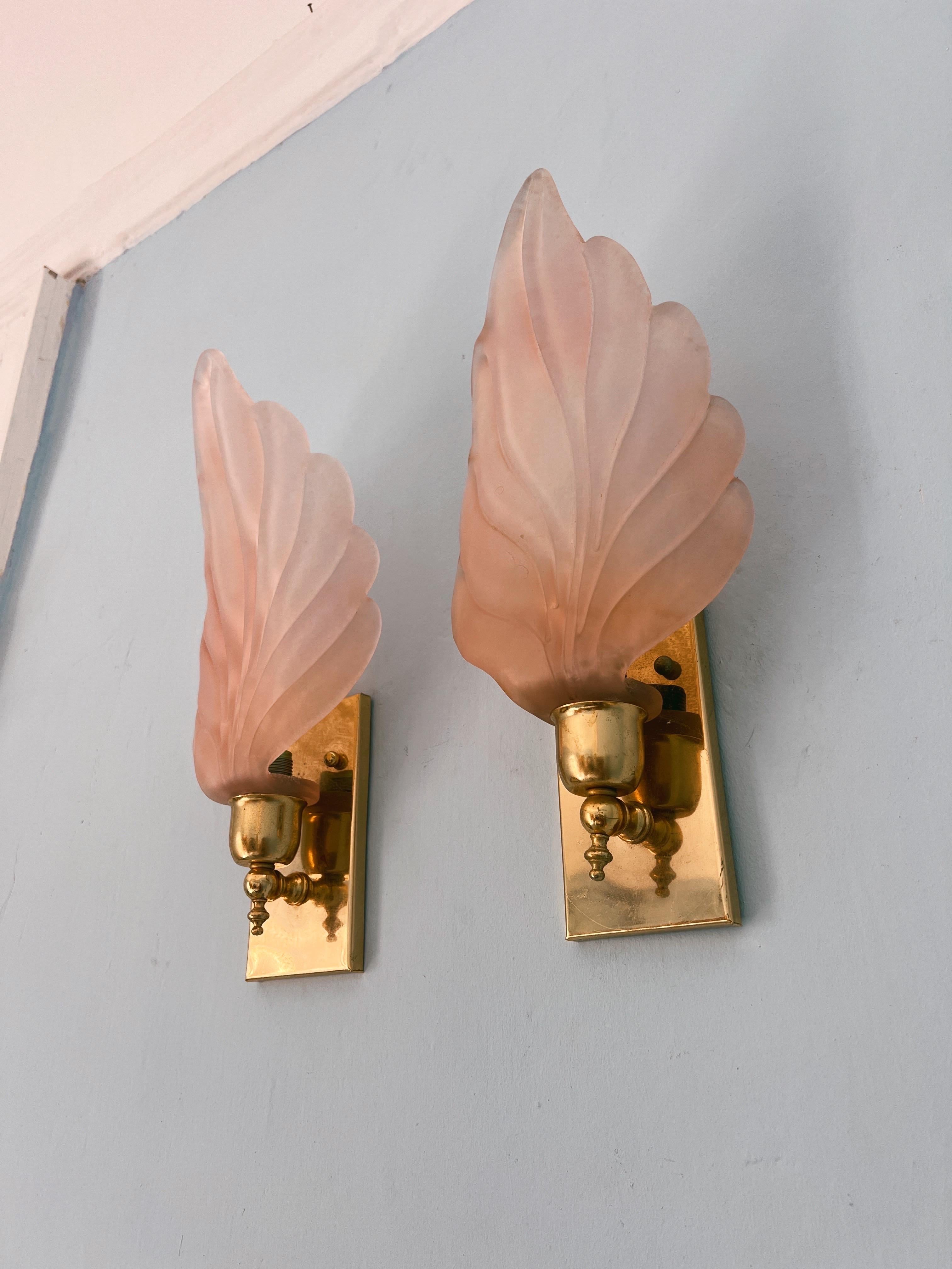 Pareja de apliques de hojas de cristal de Murano, Italia, 1970 Italiano en venta