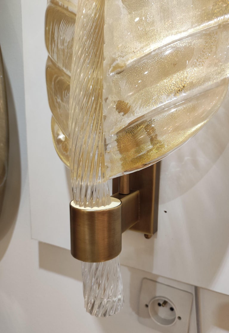 Grande applique pour tableau LED évasée dorée polie décoration classique  striée - Masiero, spécialiste du lustre en cristal et de la lampe en verre  de murano - Réf. 11110606 - mobile