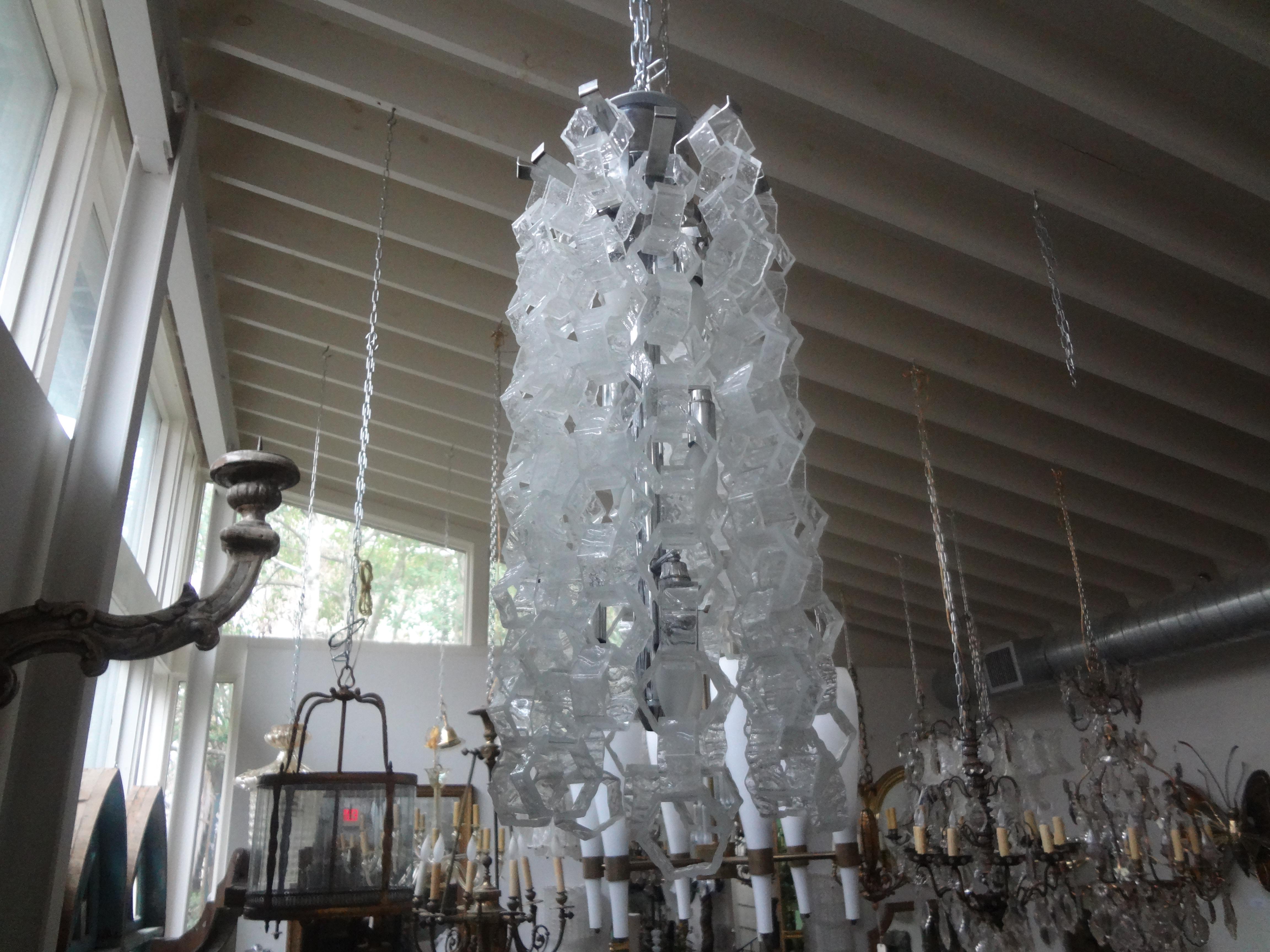 Pair of Murano Glass Mid-Century Modern Chain Link Chandeliers For Sale 4