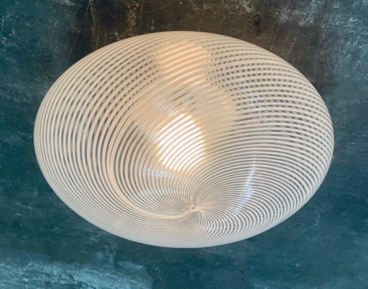Venini Pair of Murano Glass Pendants by Ludovico Diaz De Santillan, Italy, 1960s 2