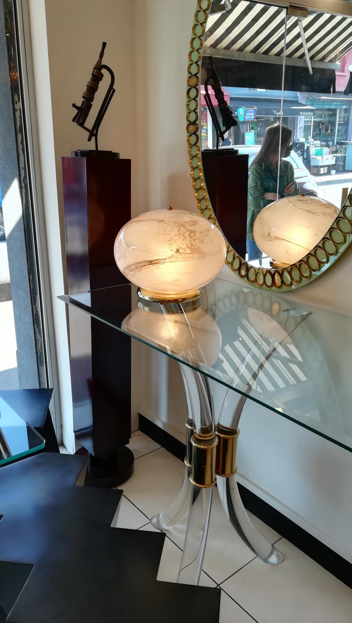 Mid-Century Modern Pair of Murano Glass Round Table Lamp For Sale