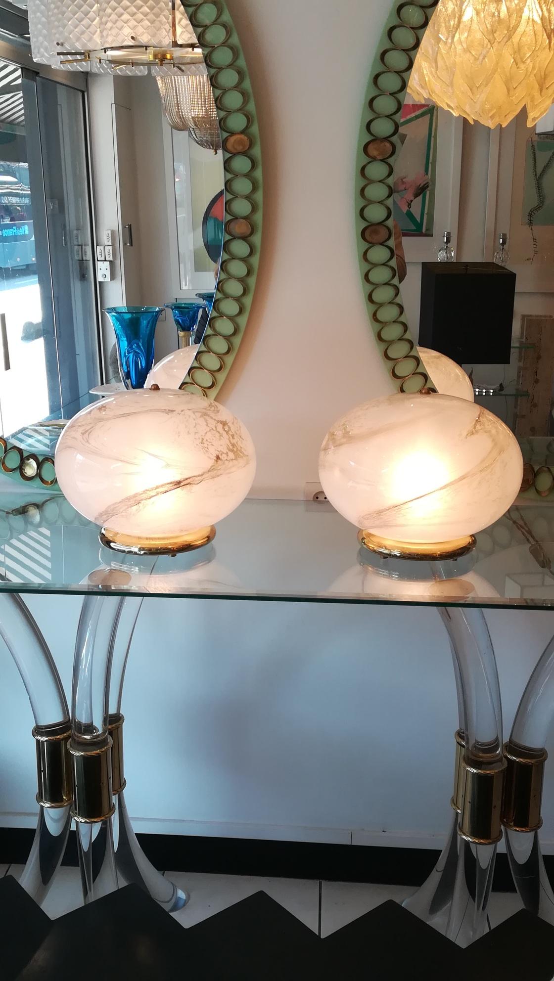 Pair of Murano Glass Round Table Lamp For Sale 2