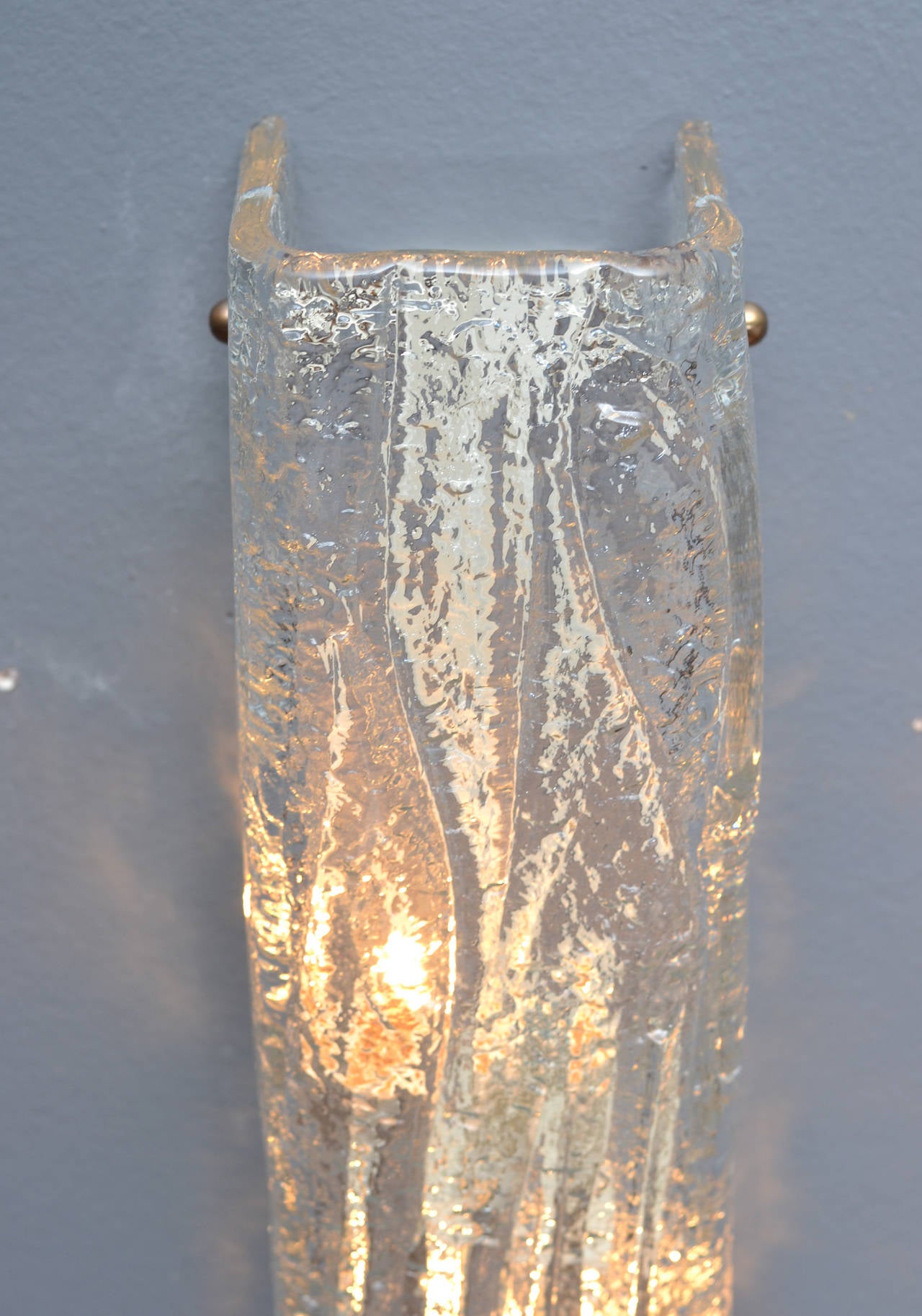 Pair of Murano Glass Sconces by Mazzega In Excellent Condition For Sale In Austin, TX