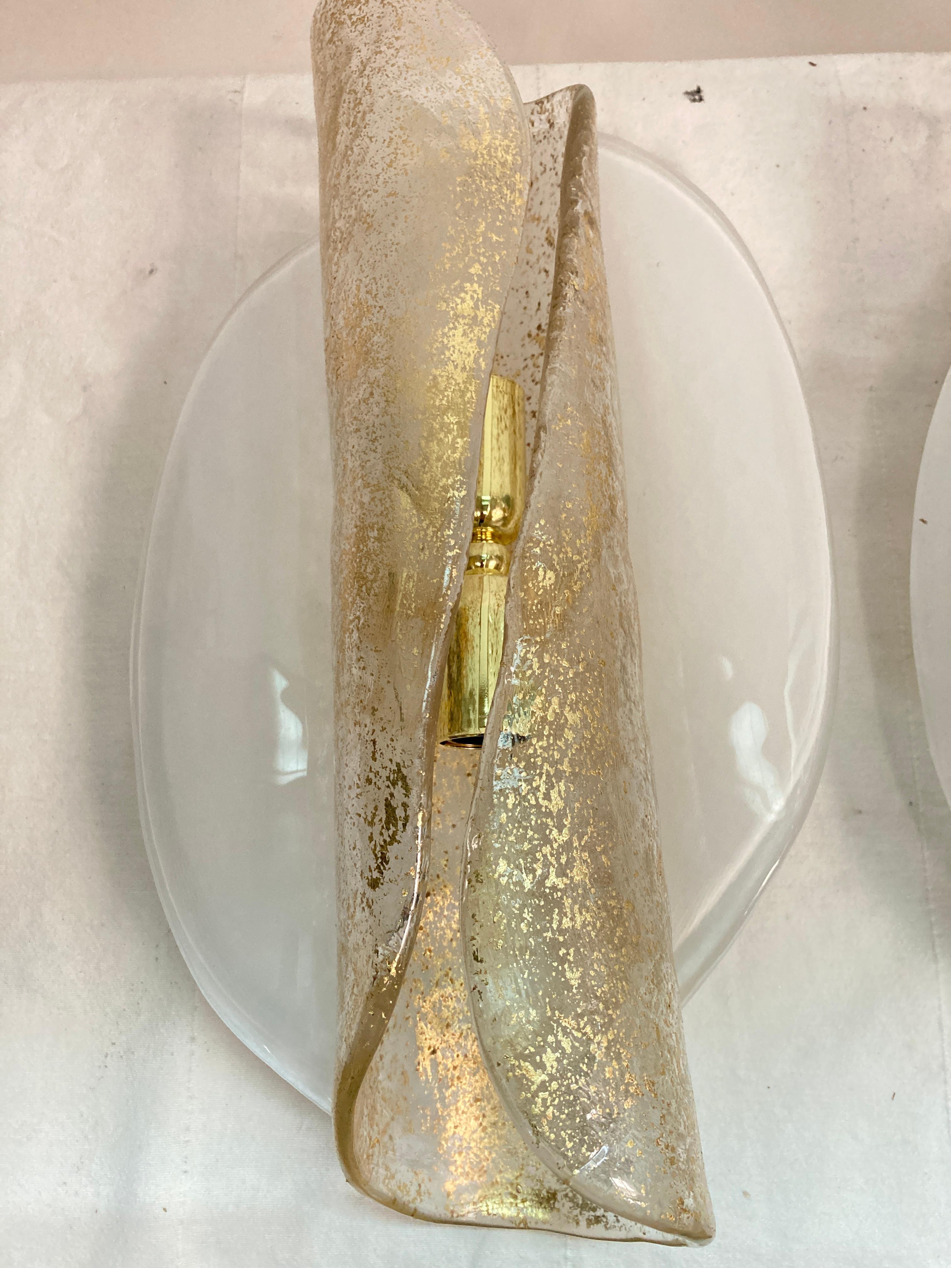 italien Paire d'appliques en verre de Murano en vente