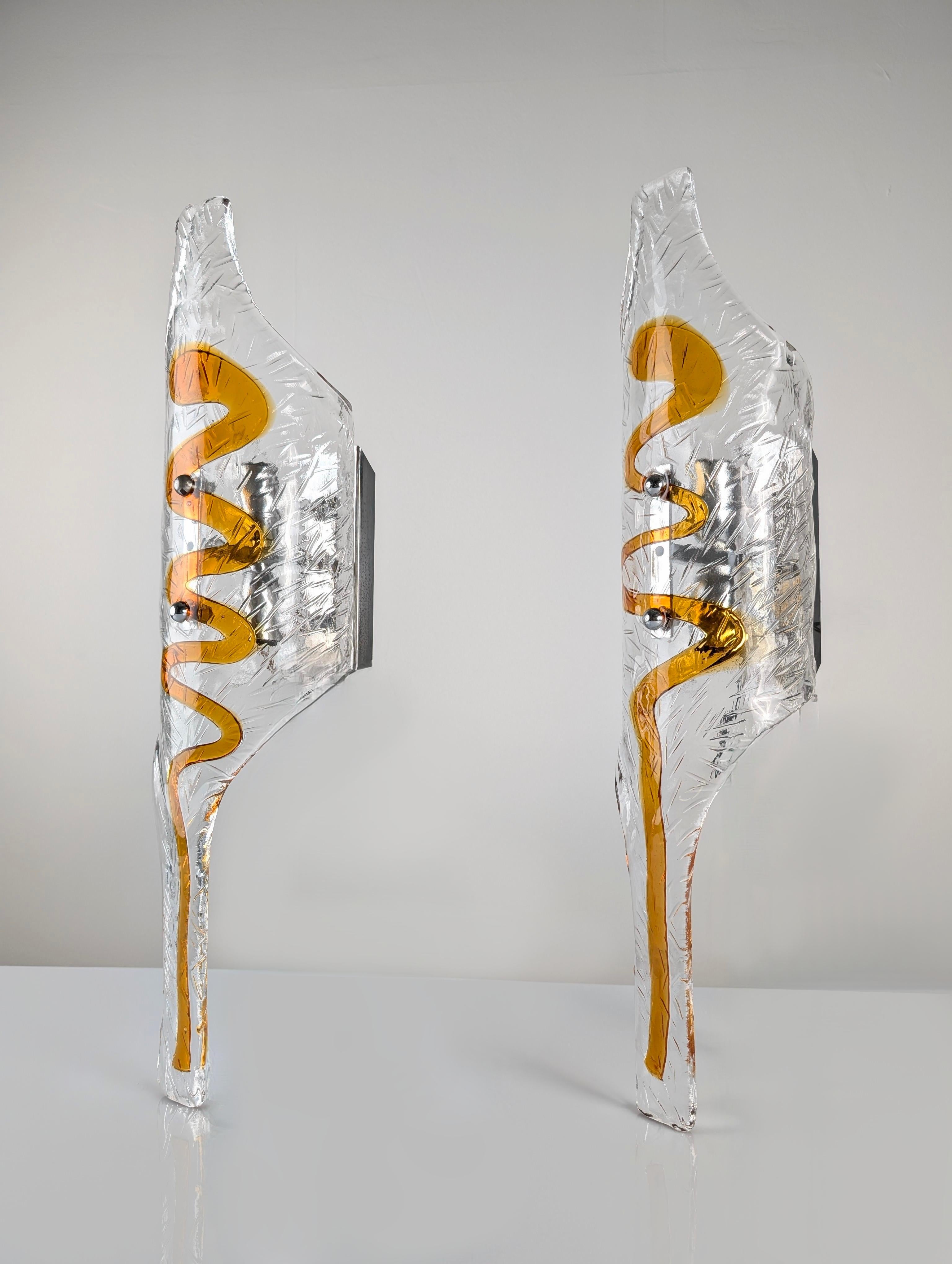Vetro di Murano Coppia di appliques in vetro di Murano XXL di Toni Zuccheri per Mazzega Murano anni '70 in vendita