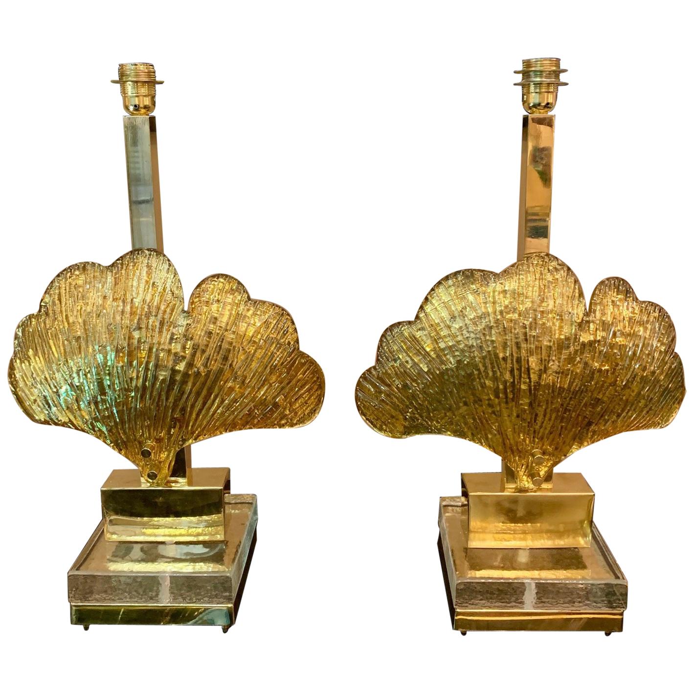 Pair of Murano Glass Shell Table Lamps Gilt Leaves Brass Structure, 1970s