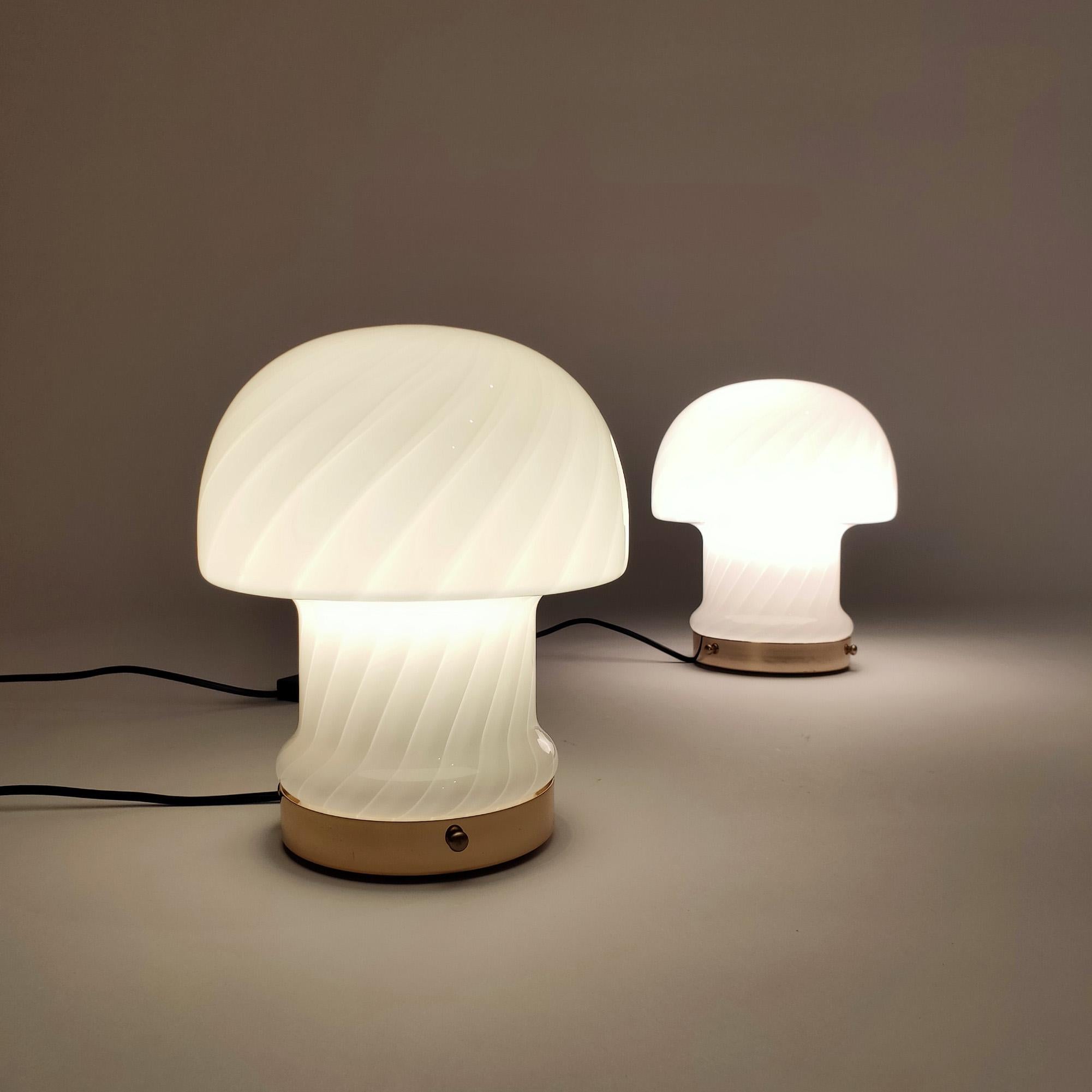 Hand-Crafted Pair of murano glass Spaceage table lamps from F. Fabbian, Italy, 1970s For Sale