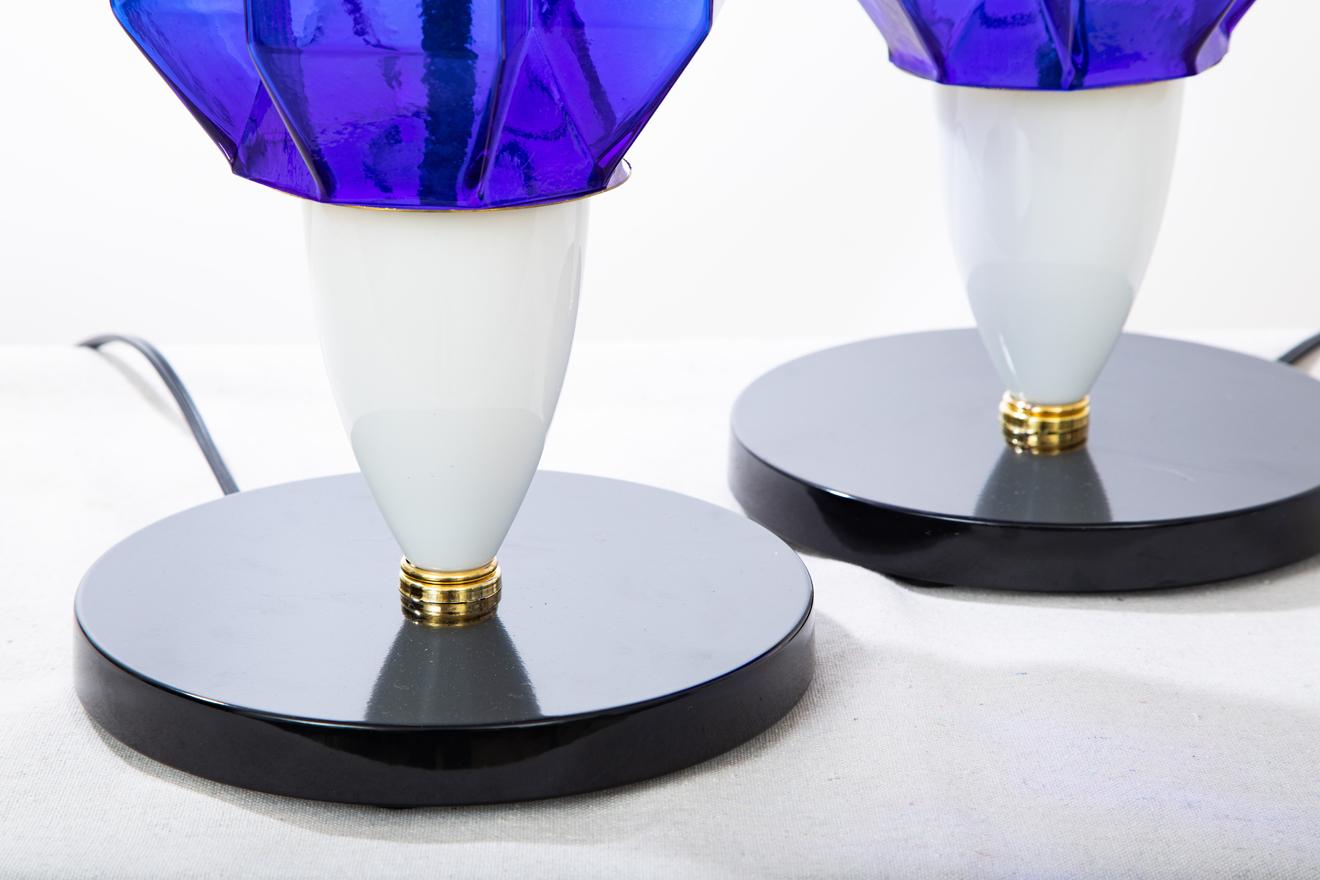 italien Paire de lampes de table de studio en verre de Murano en vente