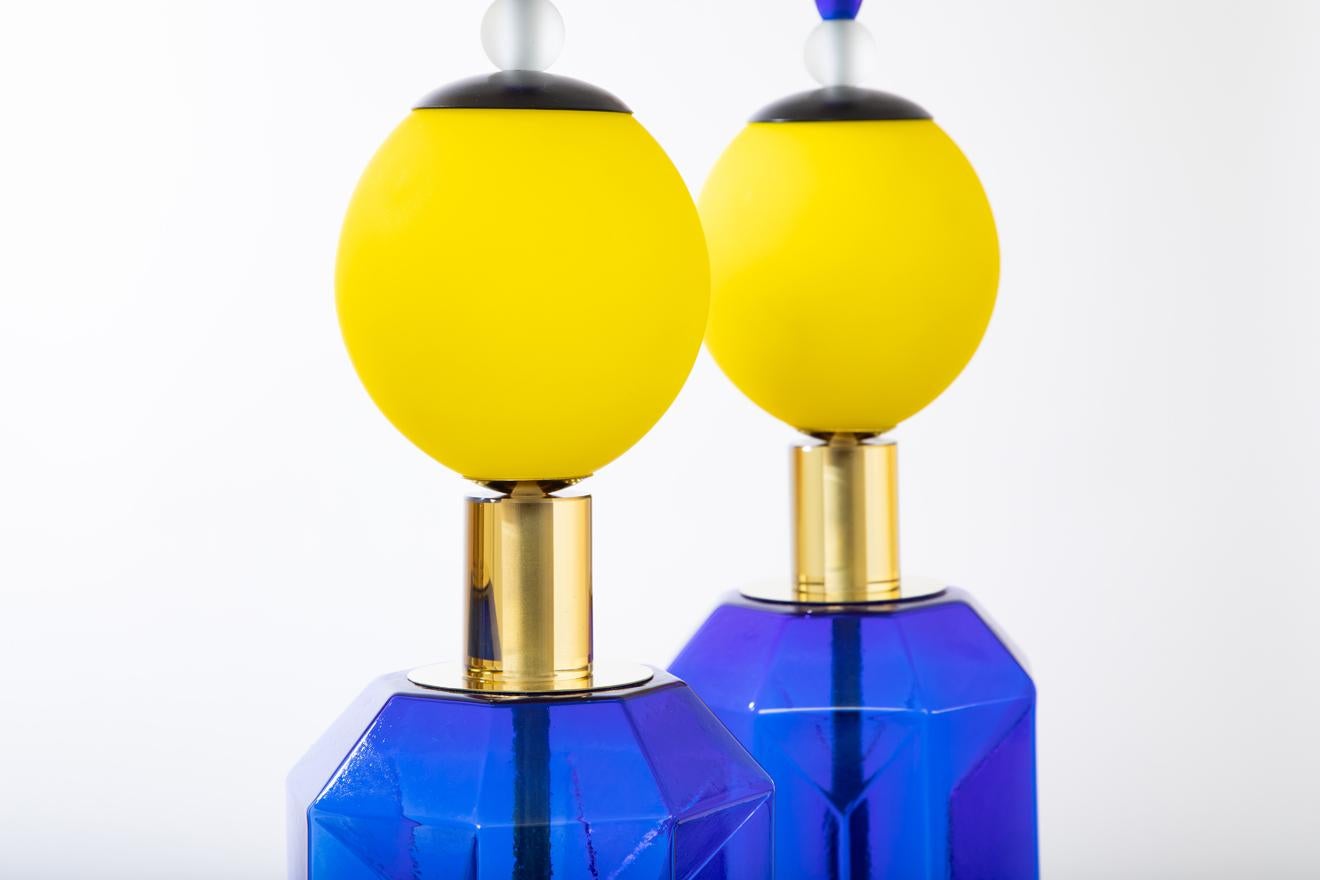 Ein Paar Murano Glas Studio Tischlampen im Zustand „Hervorragend“ im Angebot in Miami, FL