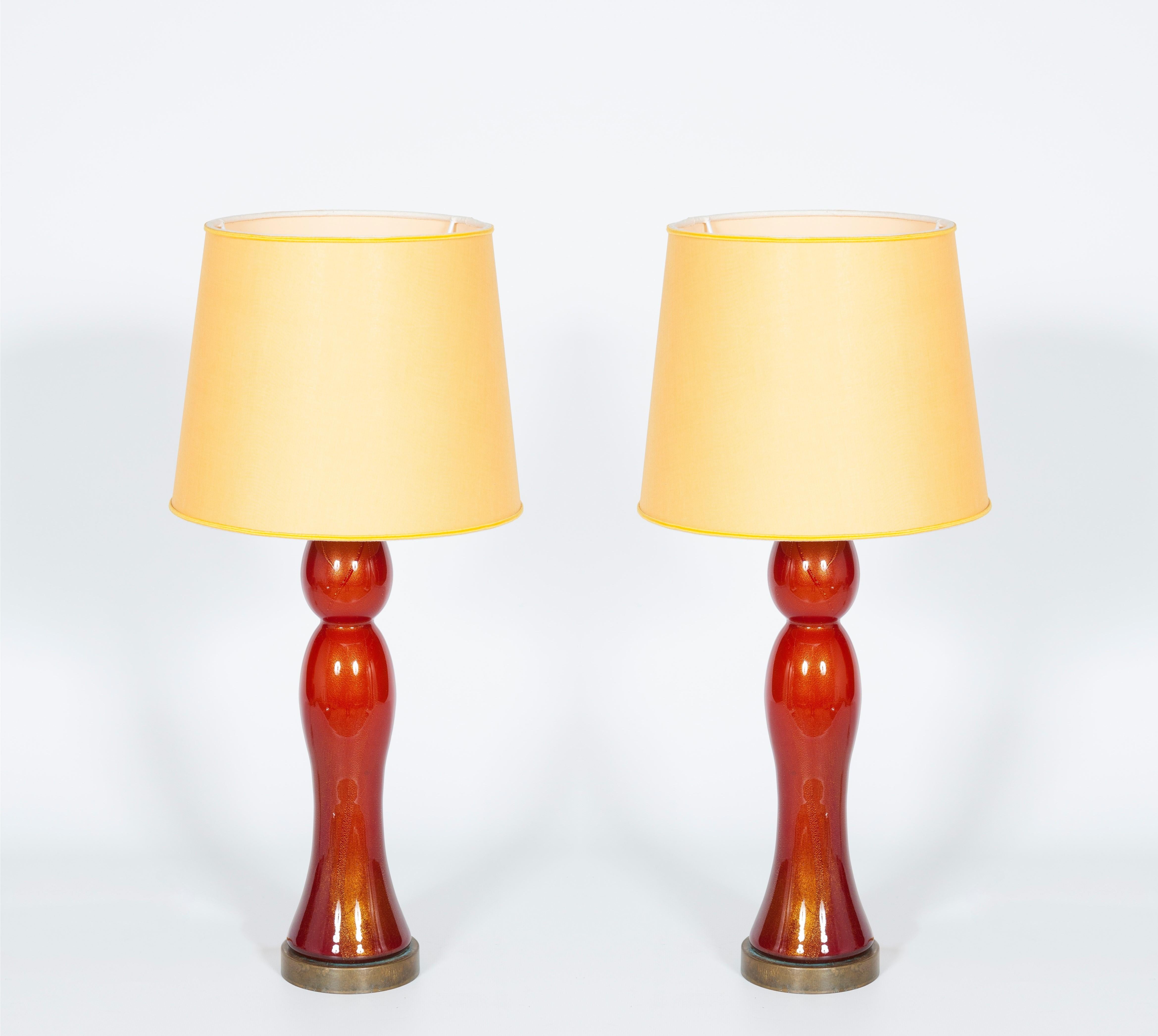 Pair of Murano Glass Table Lamps Coral and Gold Leaf Color, 1980s For Sale 4