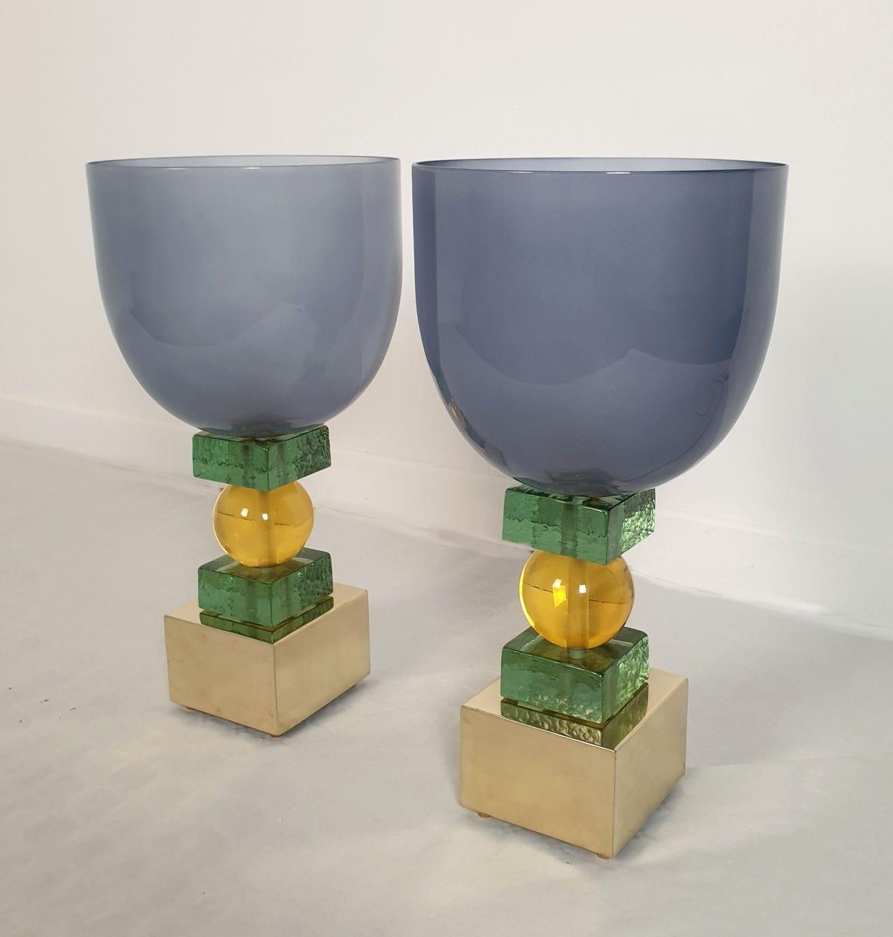 Mid-Century Modern Paire de lampes de table en verre de Murano, Italie en vente