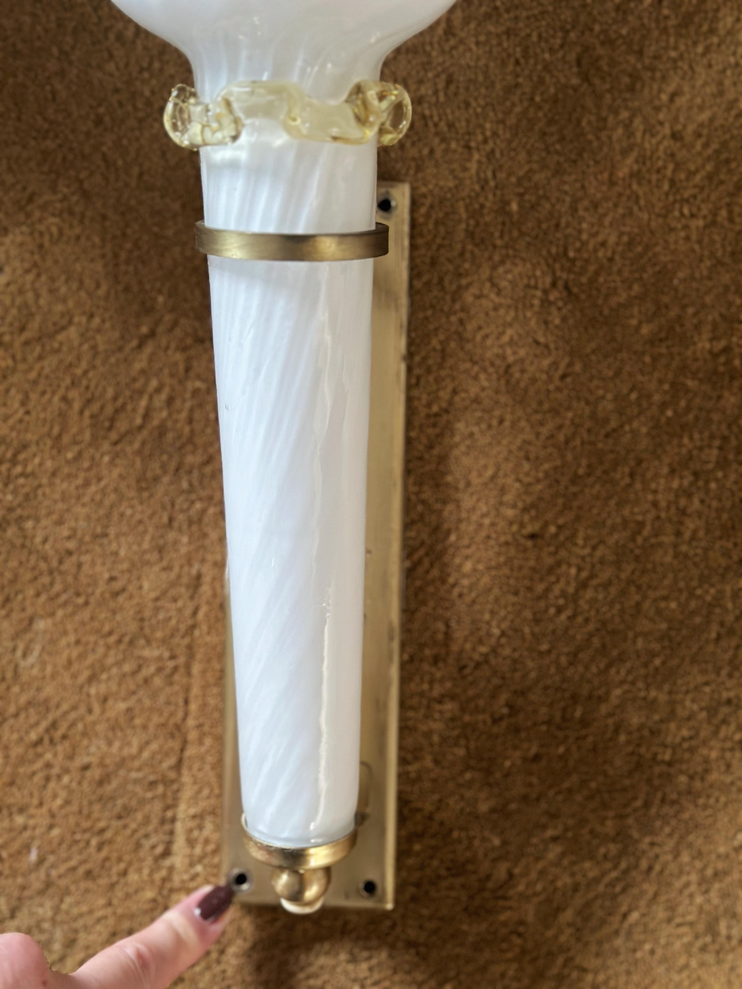 Pareja de apliques antorcha de cristal de Murano. 1970s. en Bueno estado para la venta en Bromma, SE