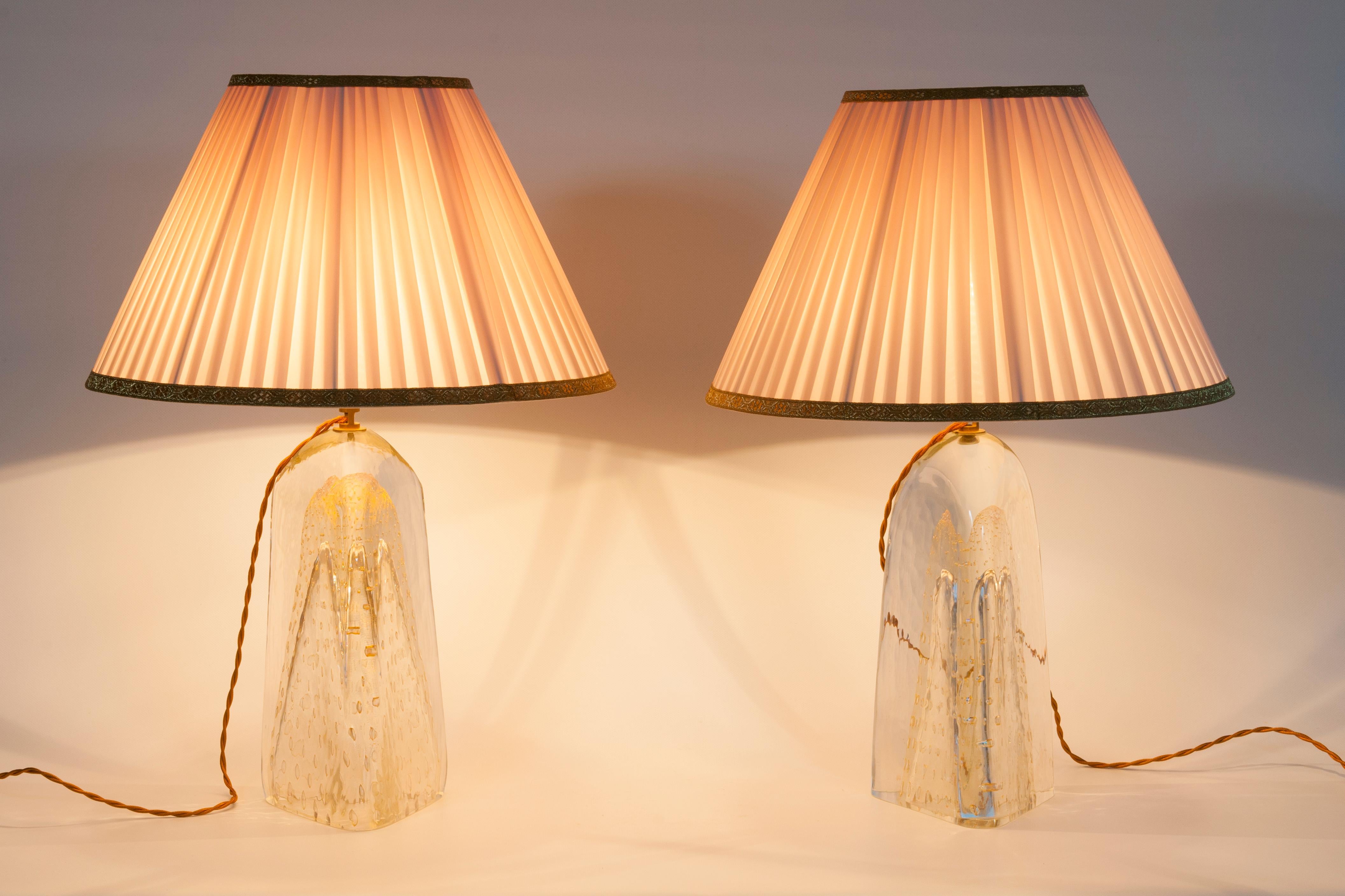Pair of Murano Glass Triangle-Shaped Lamps with 24-Carat Gold, 1980s For Sale 11