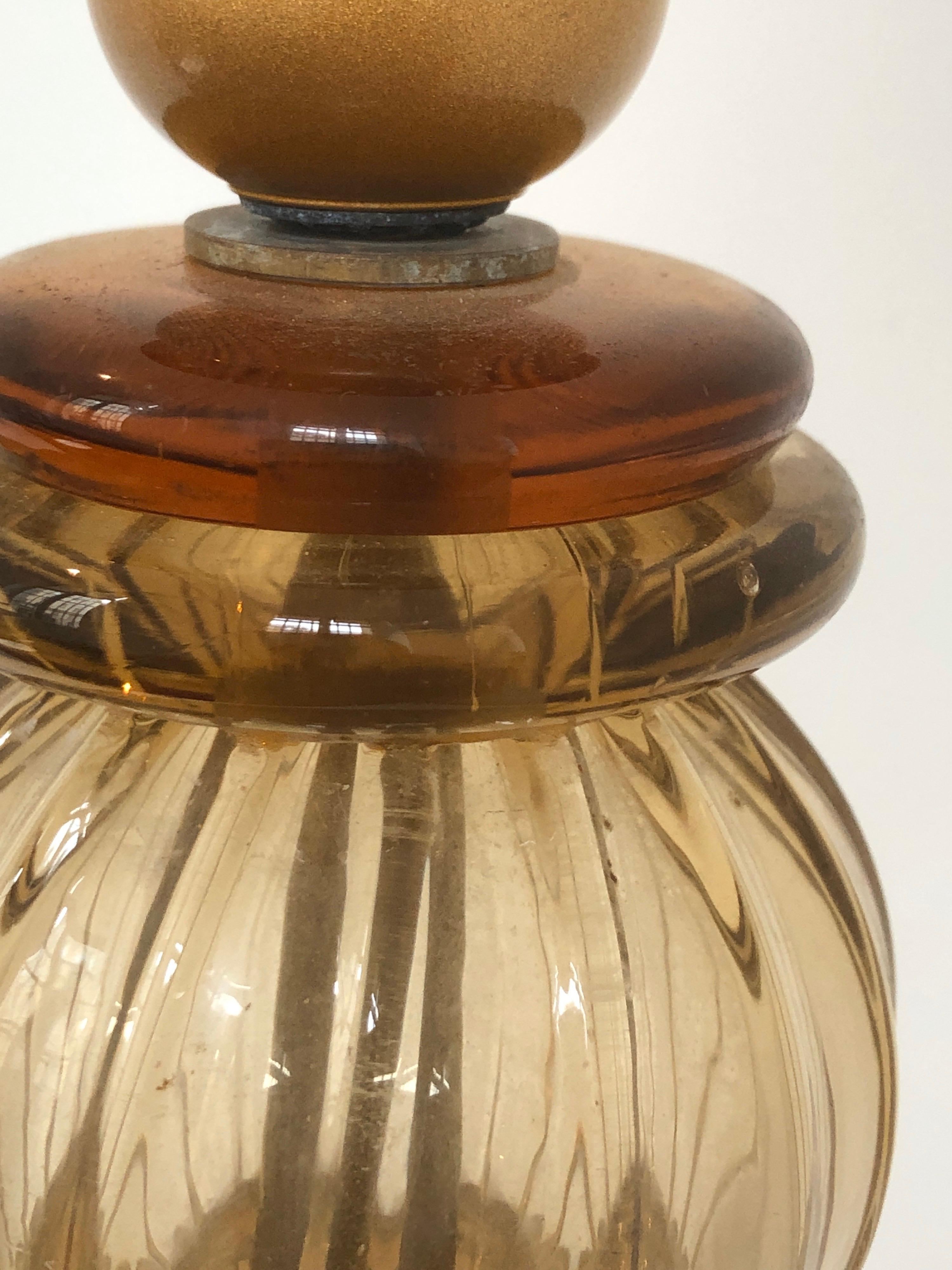 Paire de lampes d'inclusion en verre de Murano à colonne torsadée en or de Murano en vente 9