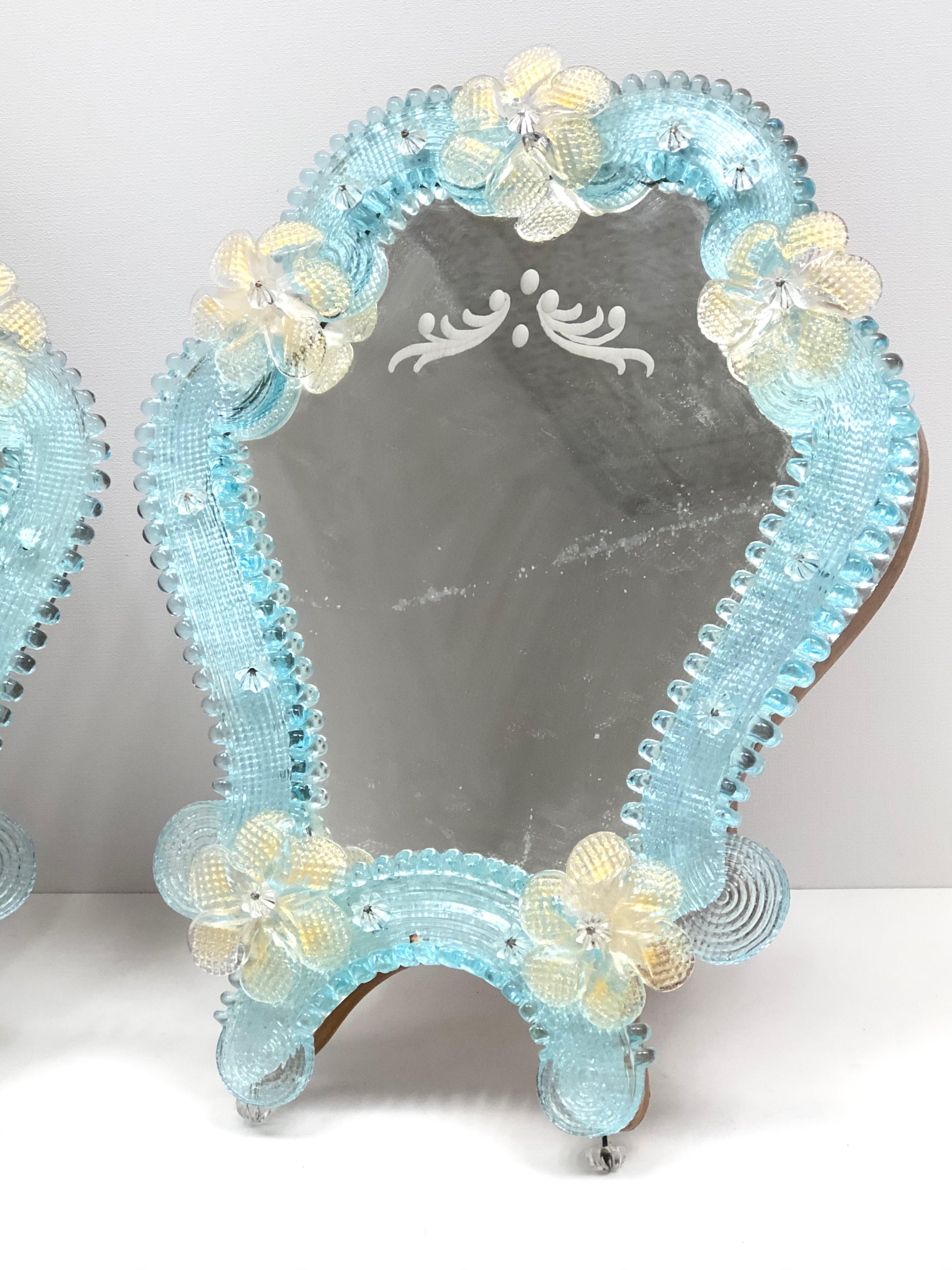 Pareja de flores de espejo de tocador de cristal de Murano, hacia 1950, Italia Venecia veneciana Regencia de Hollywood en venta
