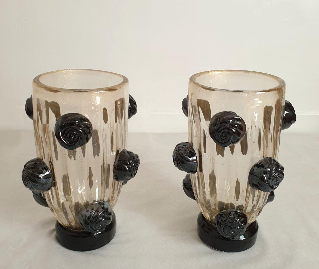 Pair of Murano glass vases signed Costantini In Excellent Condition For Sale In Dallas, TX