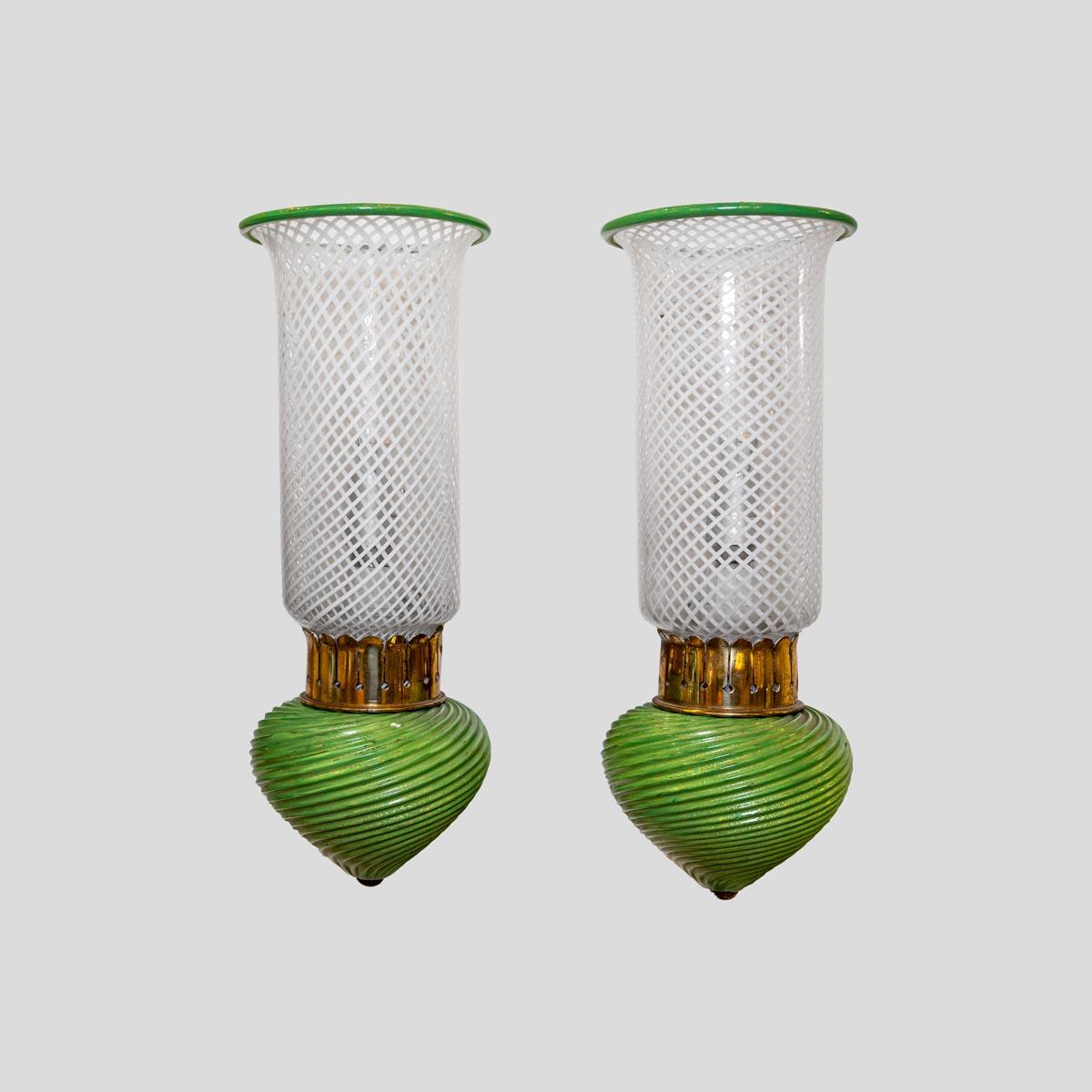 Mid-Century Modern Pair of Murano glass wall lights clear white green with gold leaf decor brass For Sale