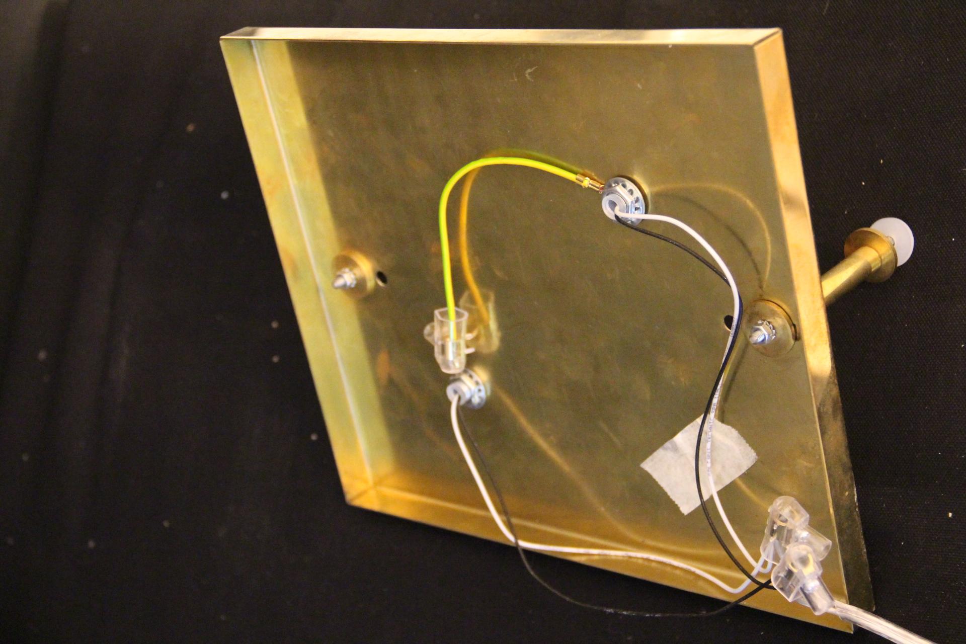 Paire d'appliques en verre de Murano à décor d'albâtre, appliques en forme de bouclier en vente 7