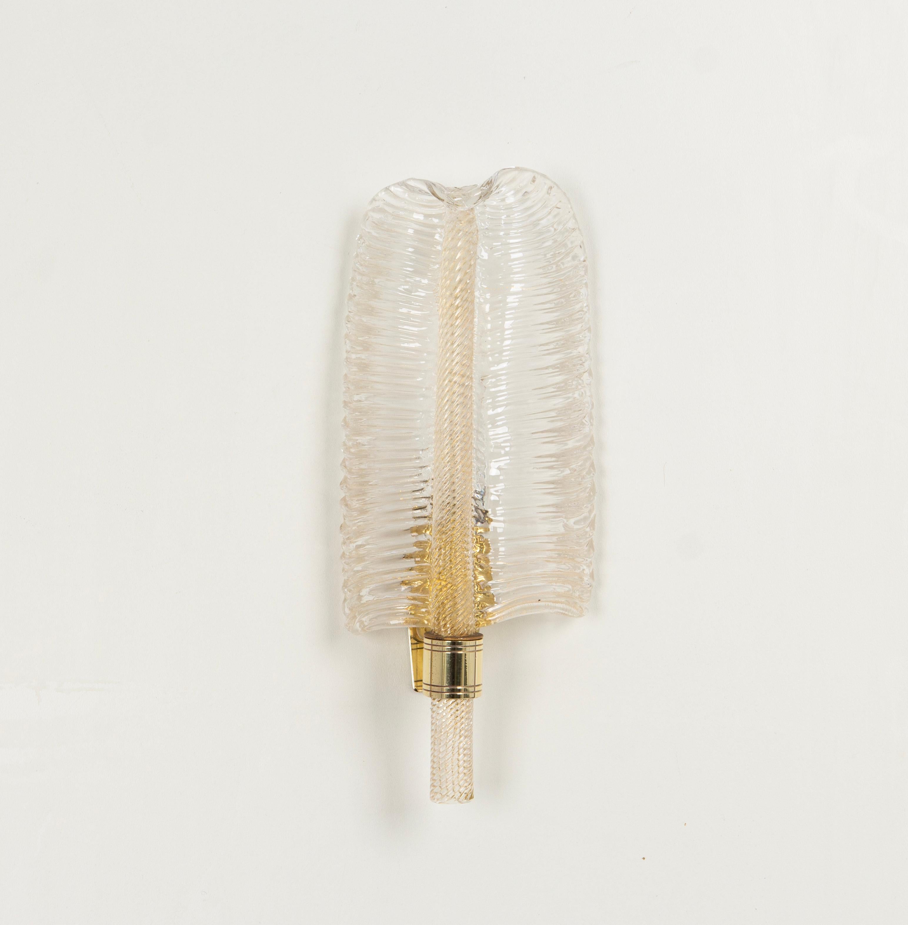 Mid-Century Modern Pair of Murano Glass Wall Sconces by Barovier & Toso, Italy, 1970s For Sale