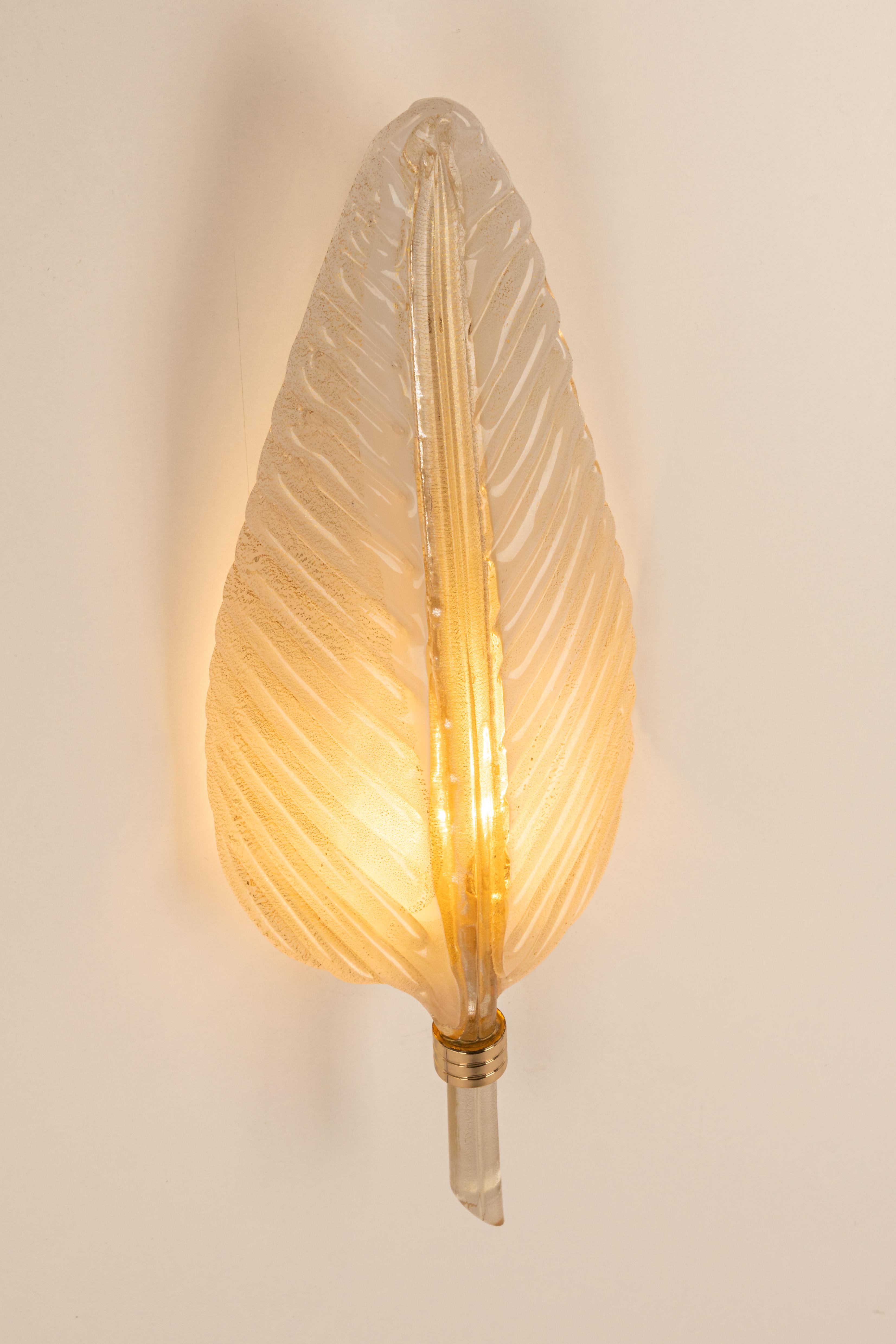 Pair of Murano Glass Wall Sconces by Barovier & Toso, Italy, 1970s For Sale 3