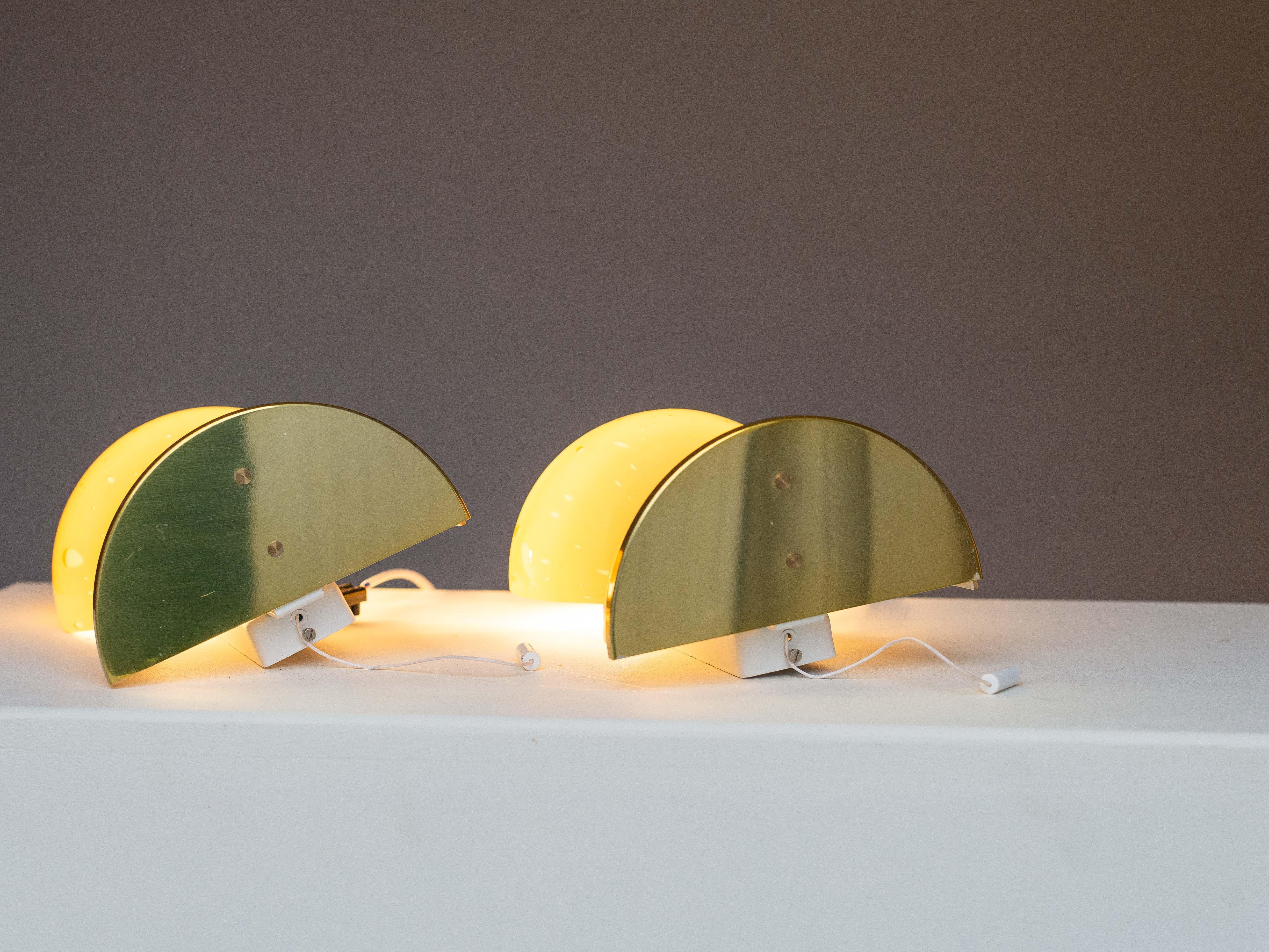 Pair of Murano Glass Wall Sconces - Glass & Brass Doria Leuchten - Germany 1960s For Sale 3