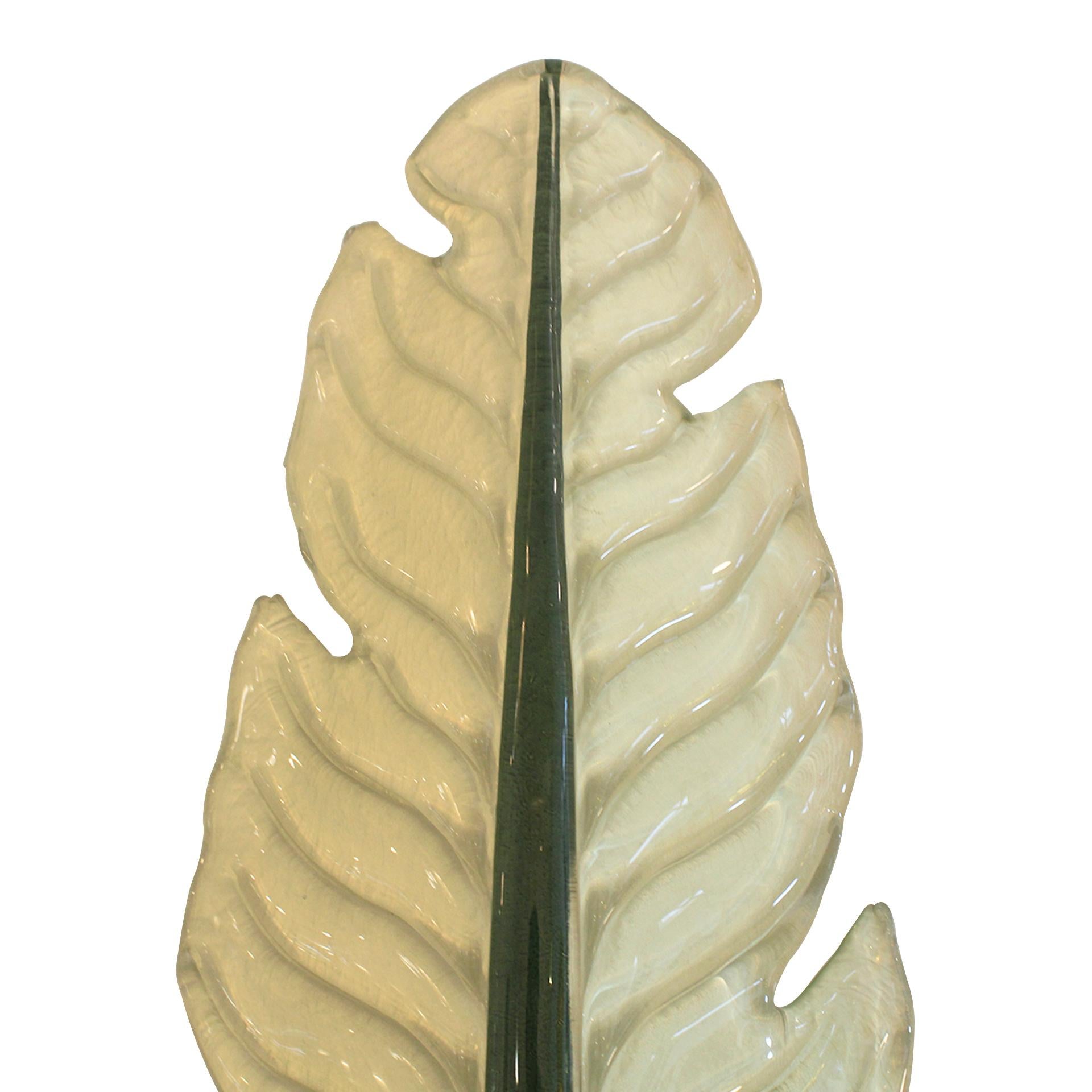 Fait main Paire d'appliques murales en verre de Murano en forme de feuille, Italie en vente