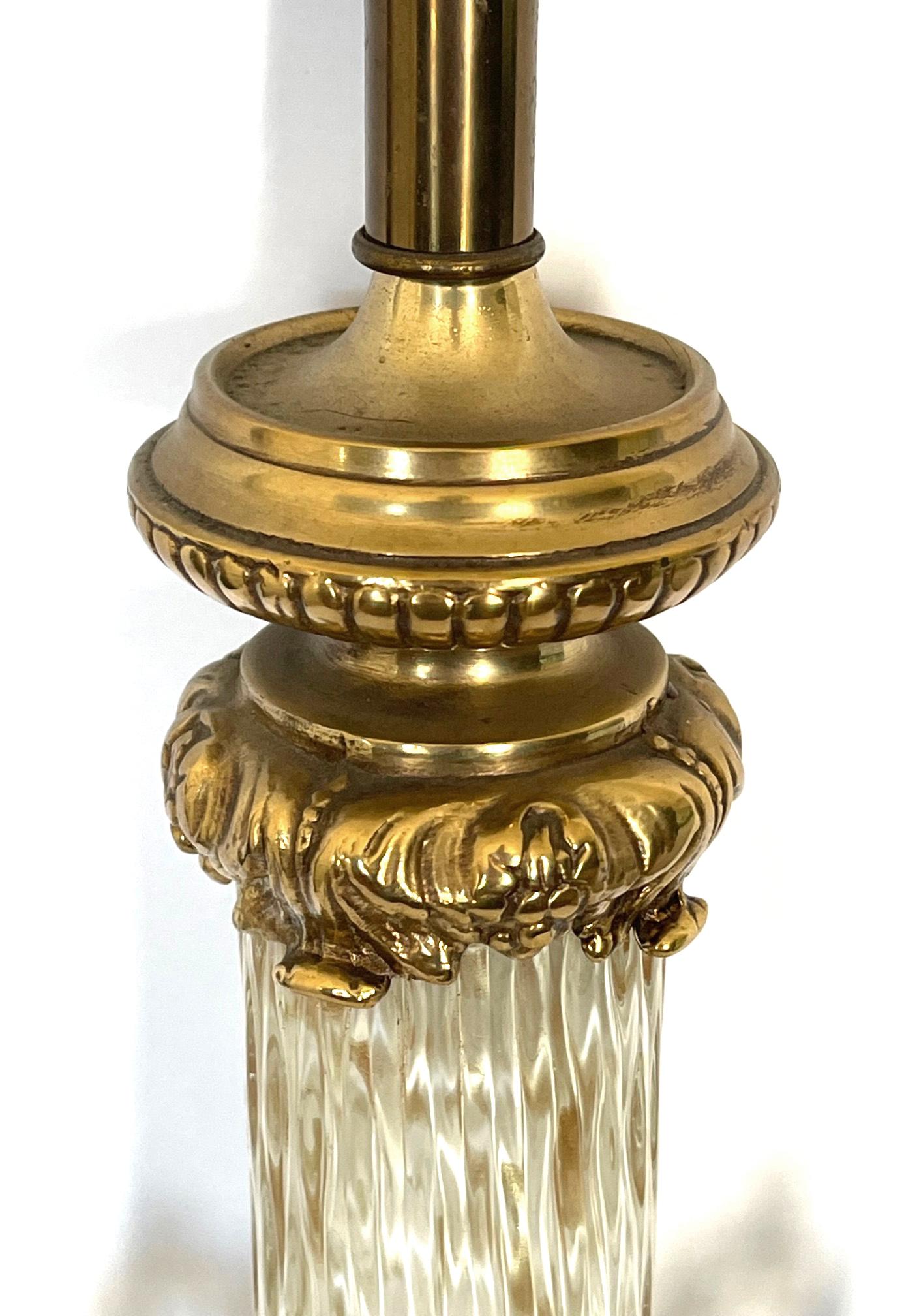Laiton Paire de lampes en forme de bouteille en or et aventurine de Murano avec montures en laiton en vente
