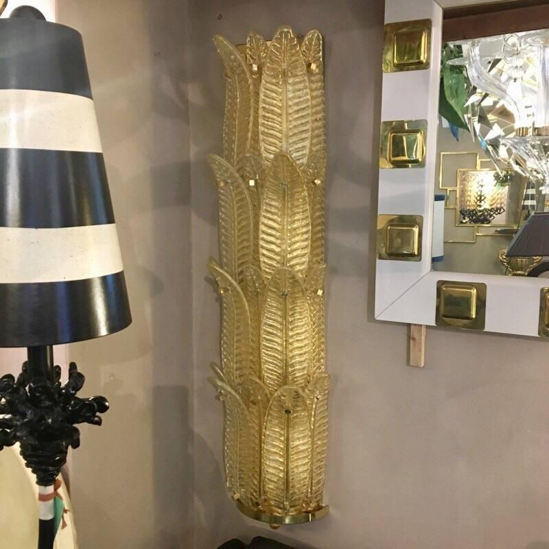 Mid-Century Modern Pair of Murano Gold Leaves Big Sconces Brass Fittings, 1950s