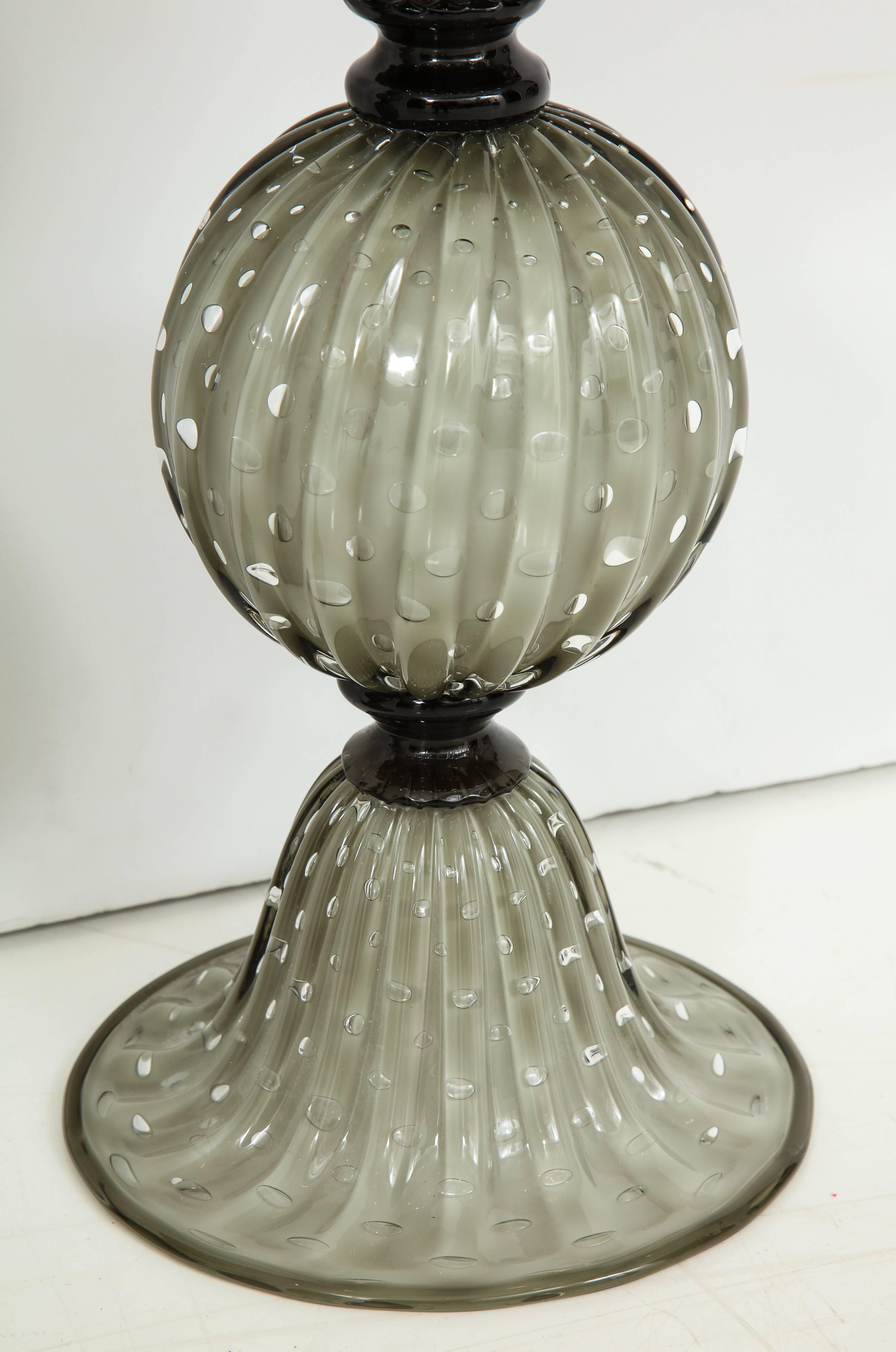 Mid-Century Modern Pair of Grey with Ivory Undertone Murano Glass Lamps, Italy, Signed