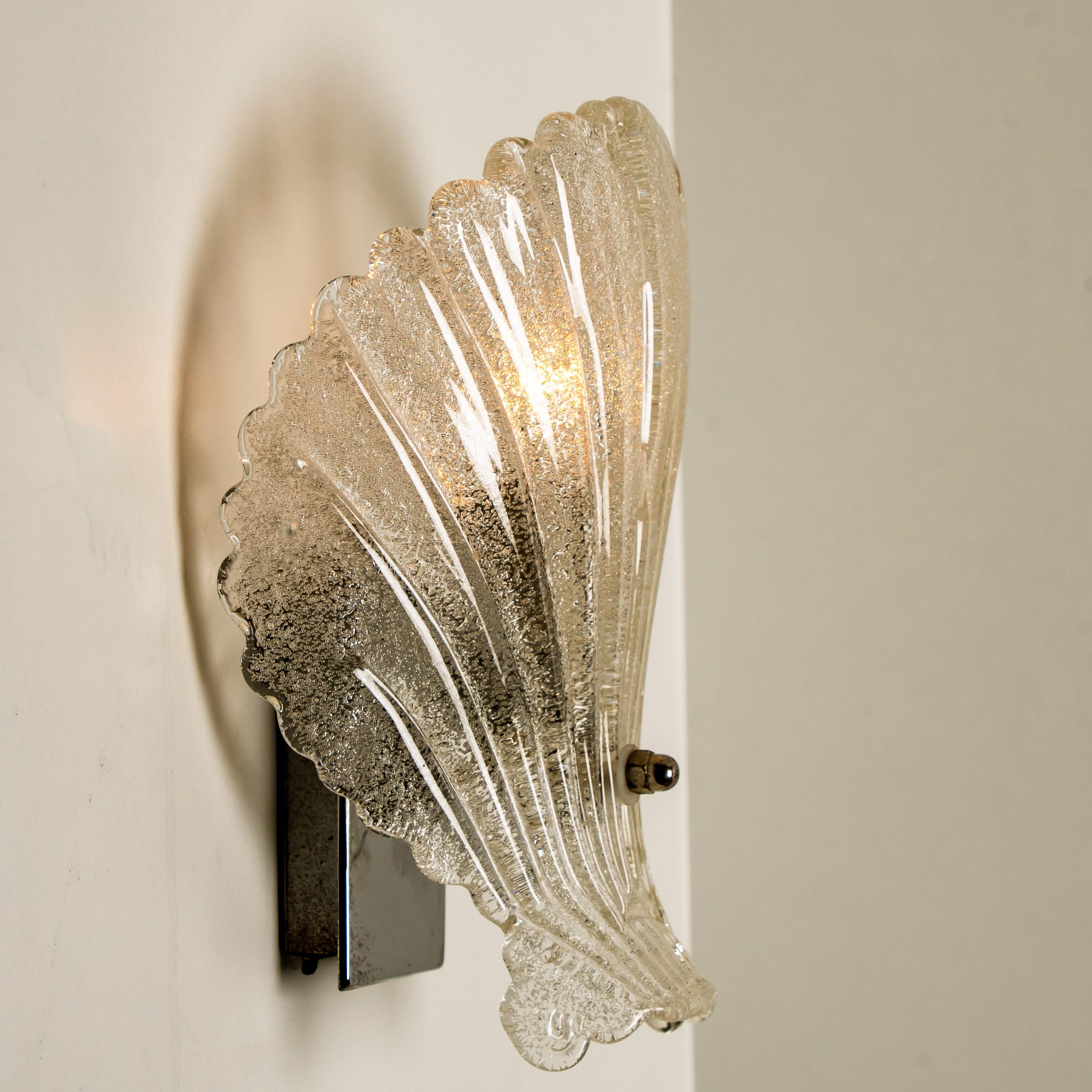 Pair of Murano Hand Blown Clear Glass Sea Shell Sconces, Italy, 1960 In Good Condition In Rijssen, NL