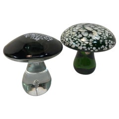 Vintage Pair of Murano Italian Art Glass Mushroom Paperweight Sculpture