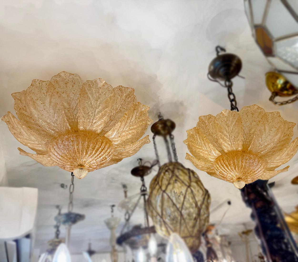 Ein Paar Murano-Leuchten. Einzeln verkauft im Angebot 2