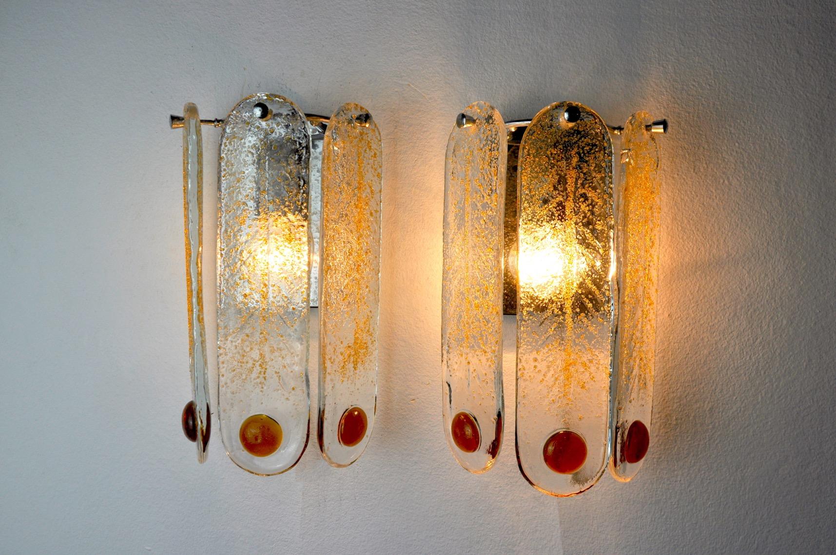 Pair of Murano Mazzega Sconces, Orange Frosted Glass, Italy, 1960 In Good Condition In BARCELONA, ES