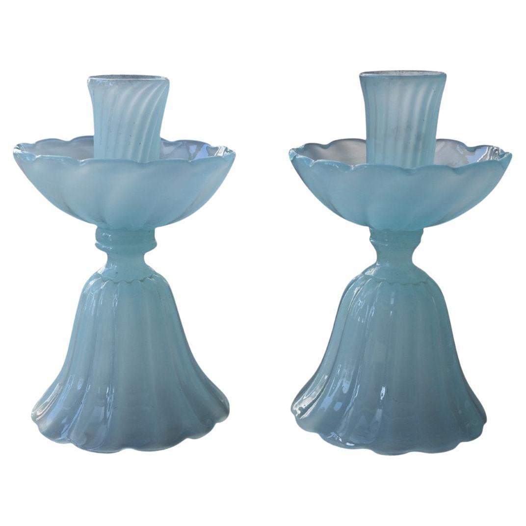 Paire de chandeliers en verre opalescent de Murano, Italie, début 1900