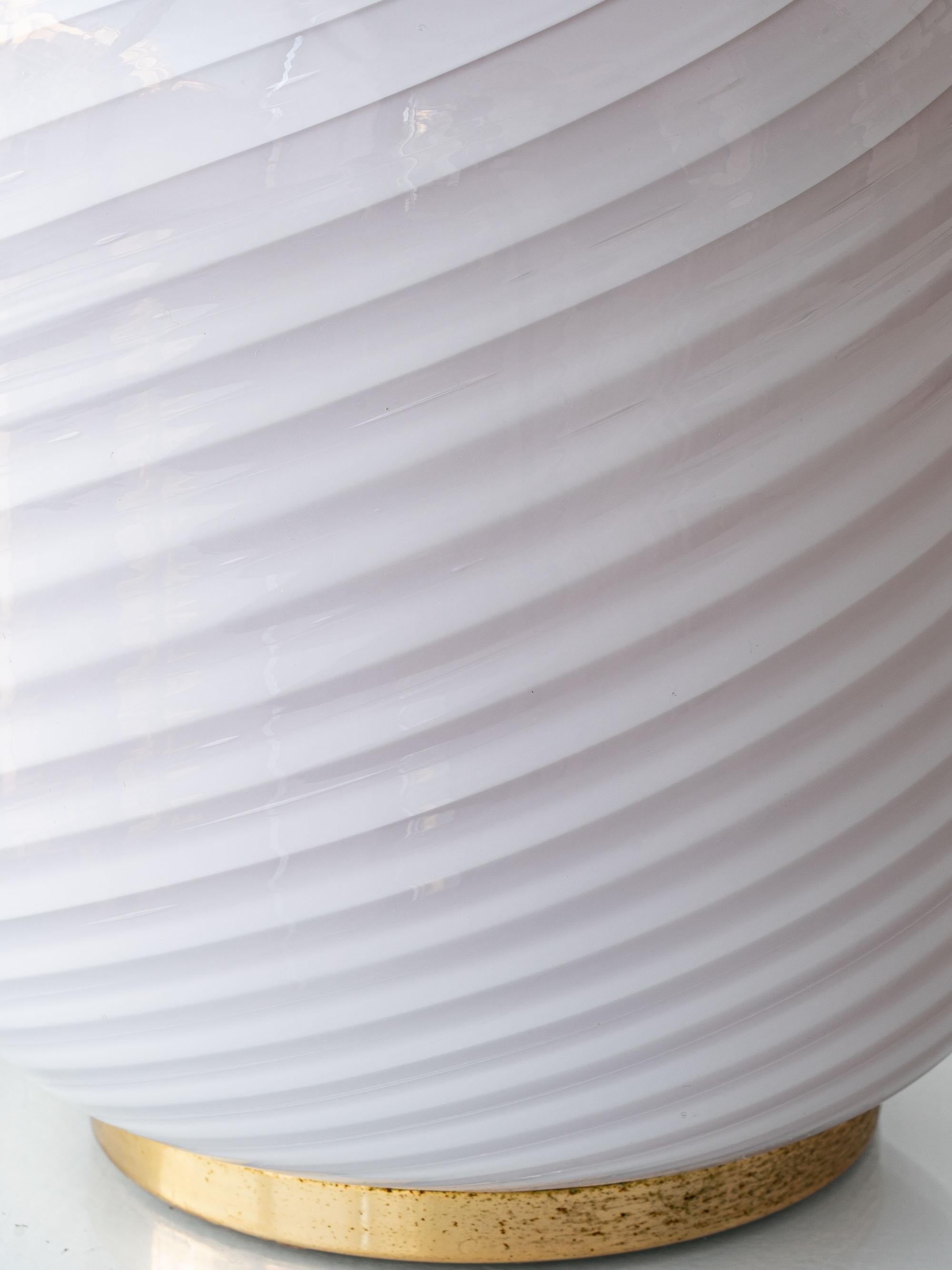20th Century Pair of Murano Opaline Spiraled Glass Table Lamps, Dual-Circuit, 1970s For Sale