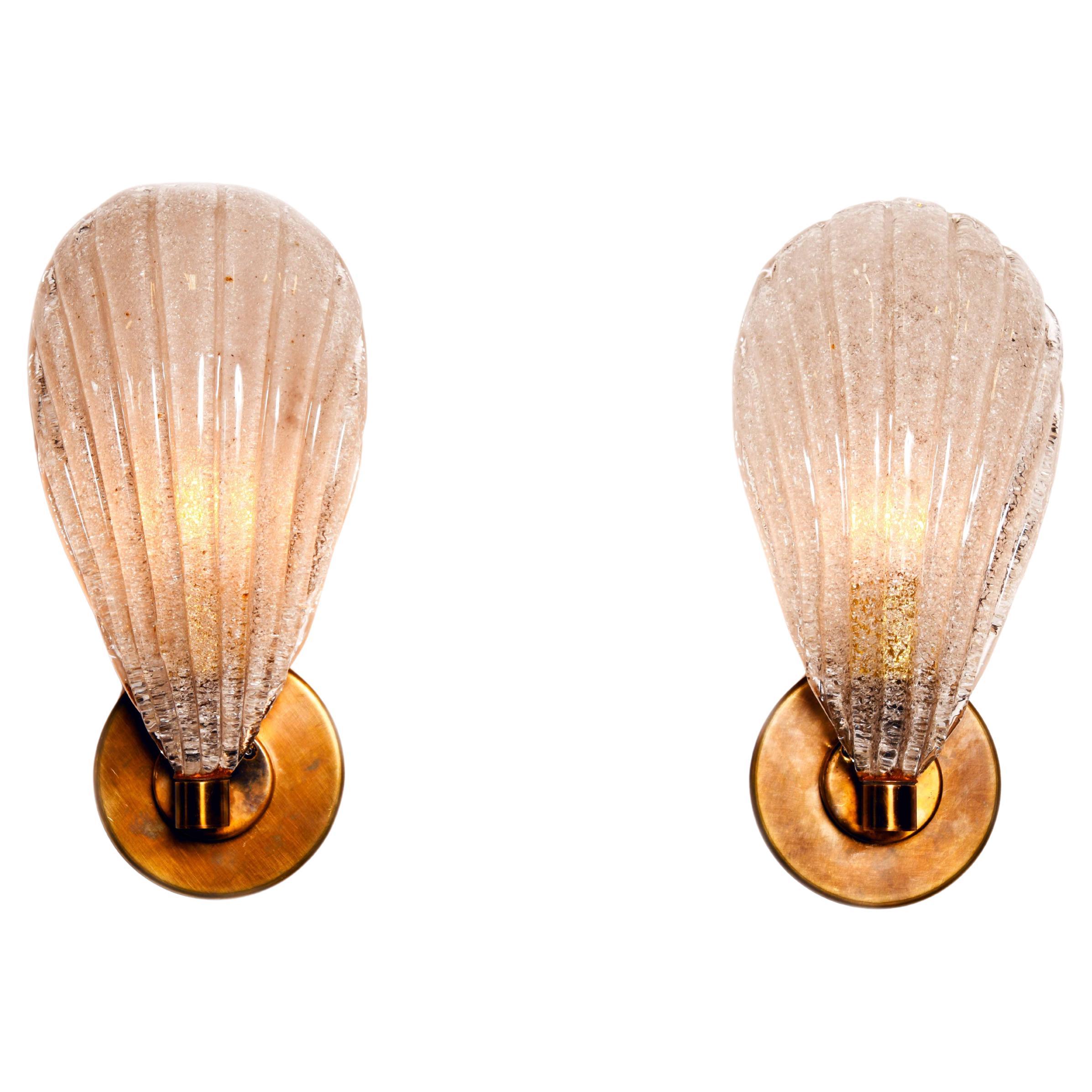 Coppia di lampade da parete a ventaglio Piastra in vetro di Murano fuse a mano con accenti in oro 24k