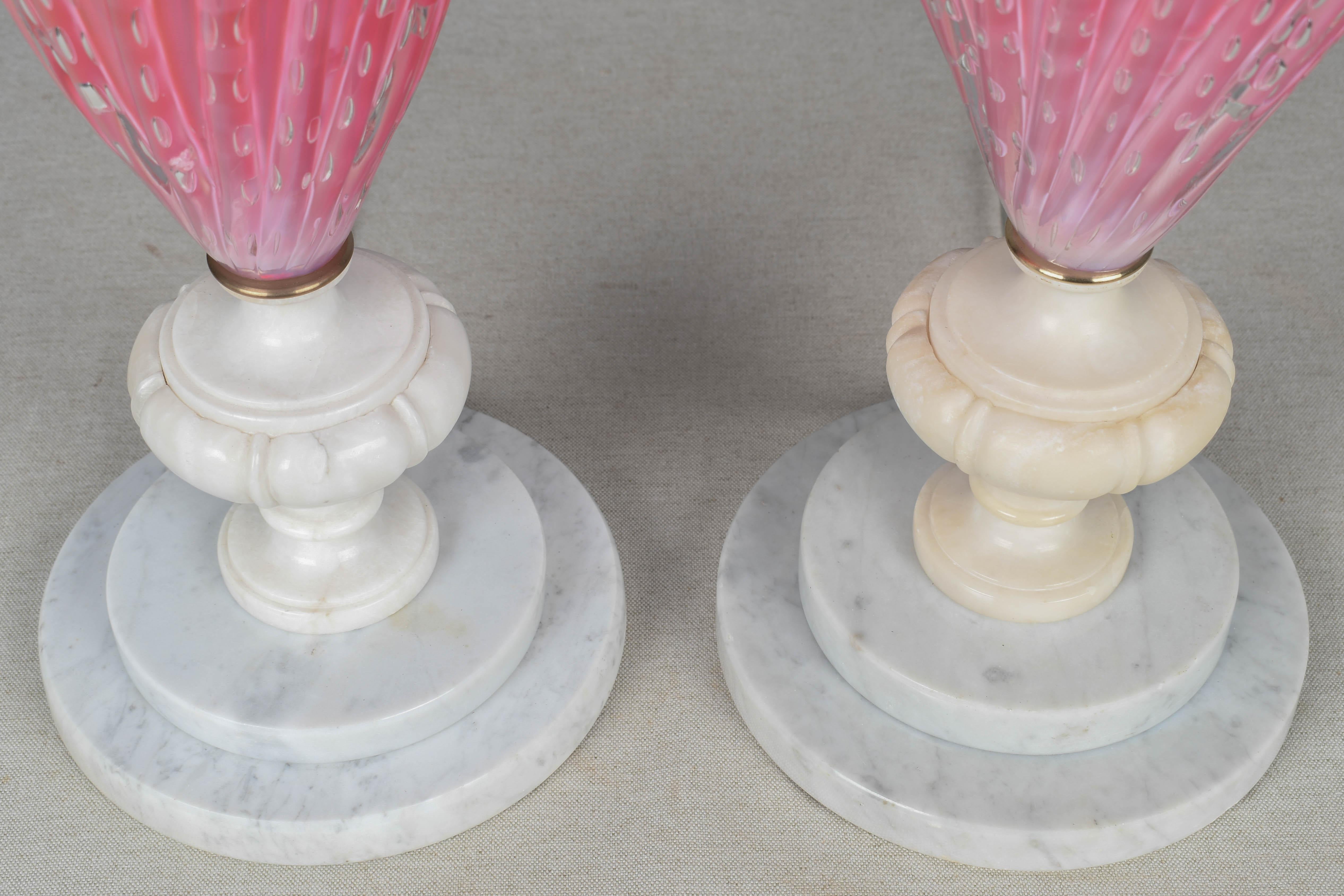 Pair of Murano Pink Barbini Glass Lamps For Sale 2