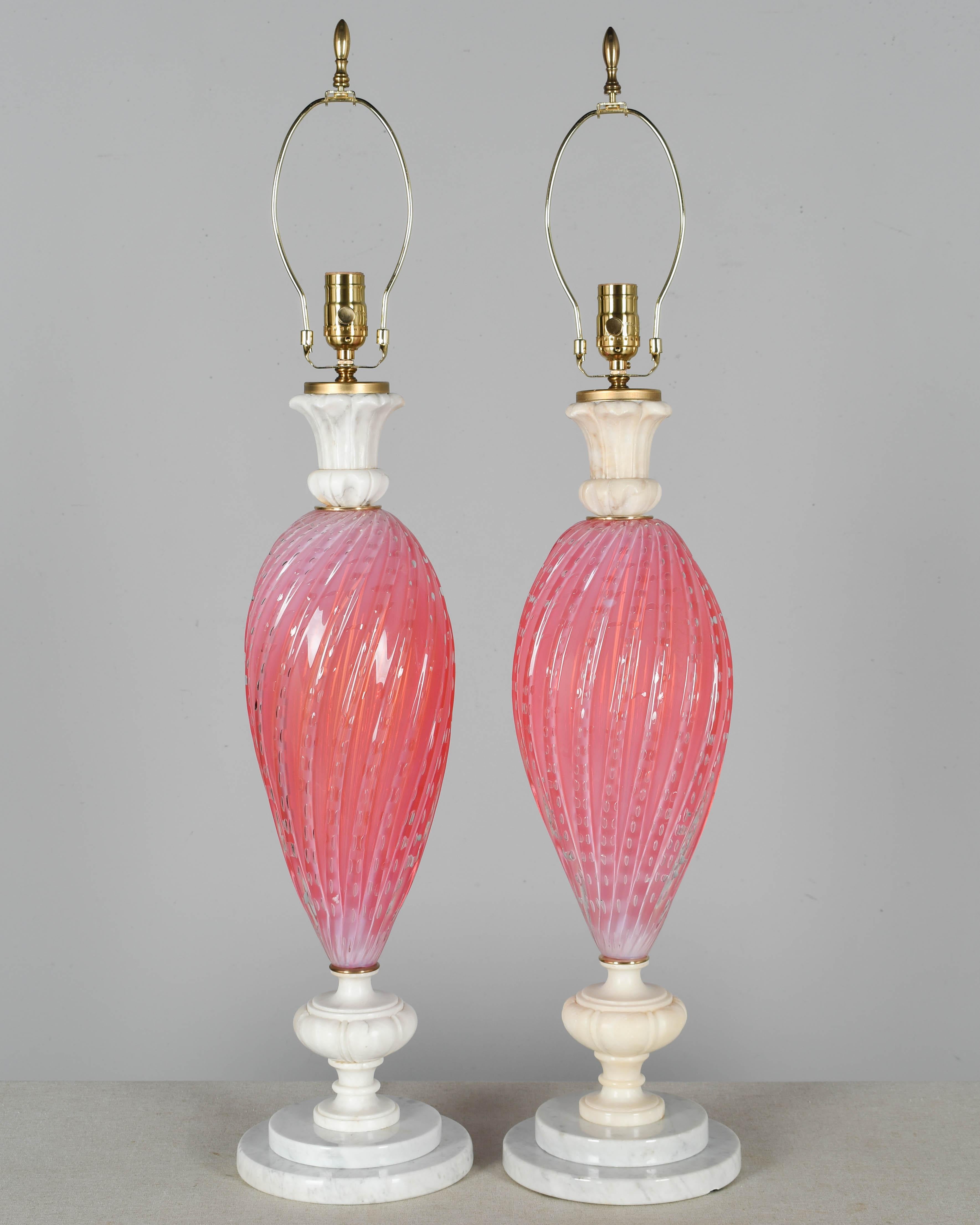 Mid-Century Modern Pair of Murano Pink Barbini Glass Lamps For Sale