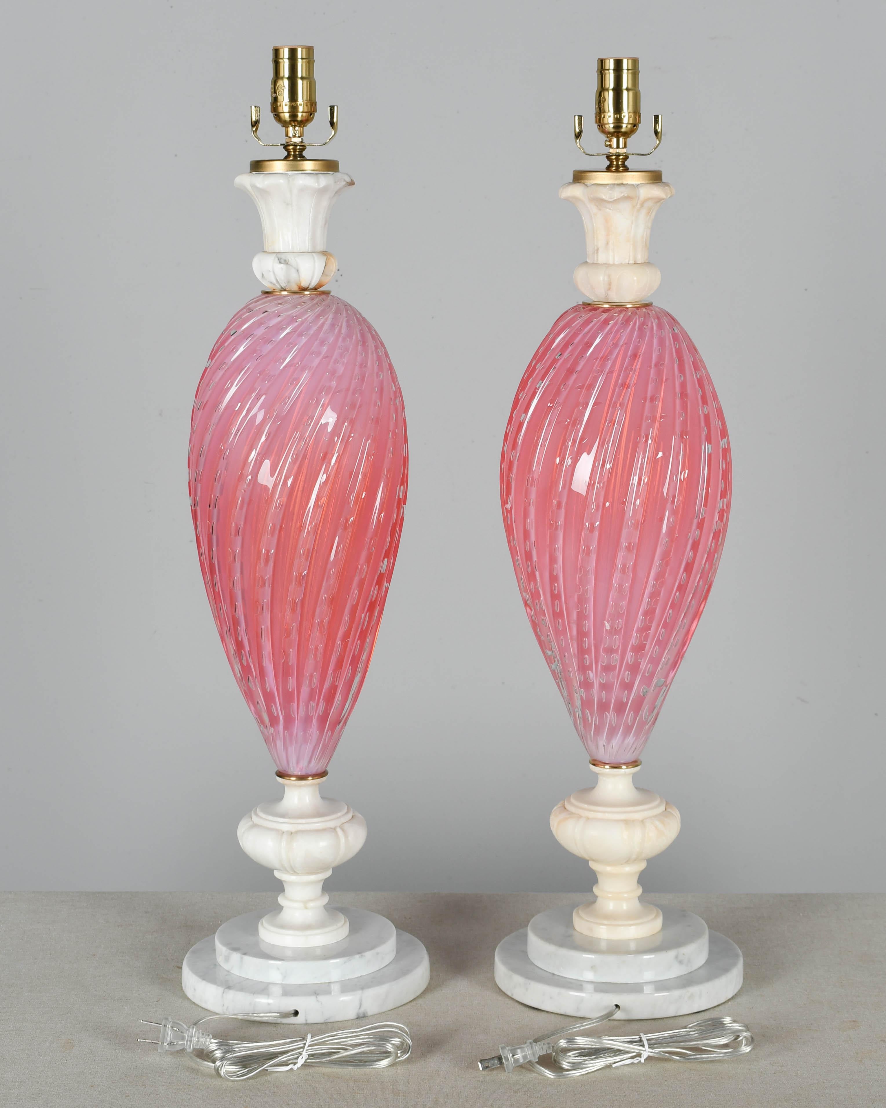 Hand-Crafted Pair of Murano Pink Barbini Glass Lamps For Sale