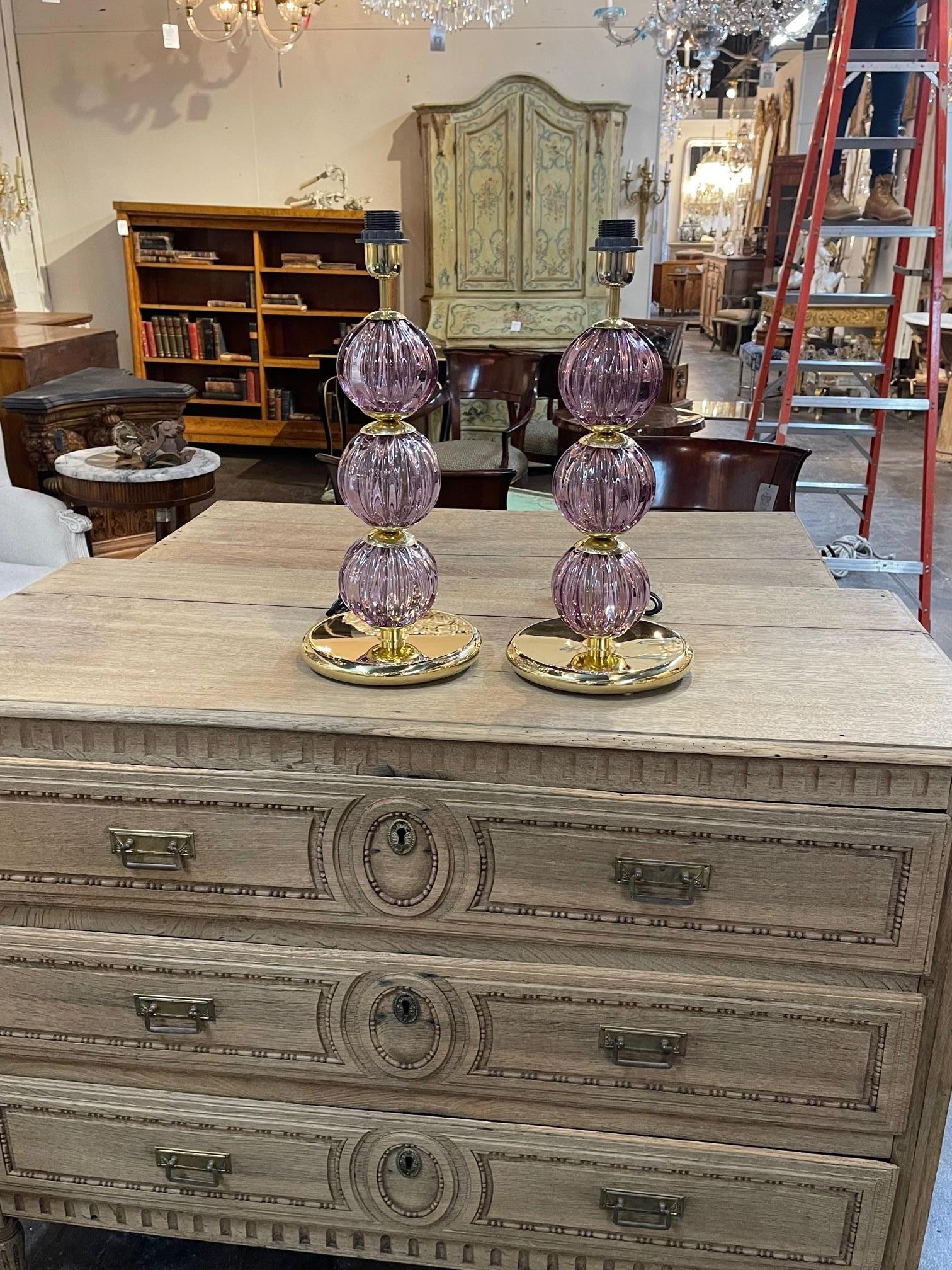 Pair of Purple Ball form Murano Glass and Brass Lamps In Good Condition For Sale In Dallas, TX