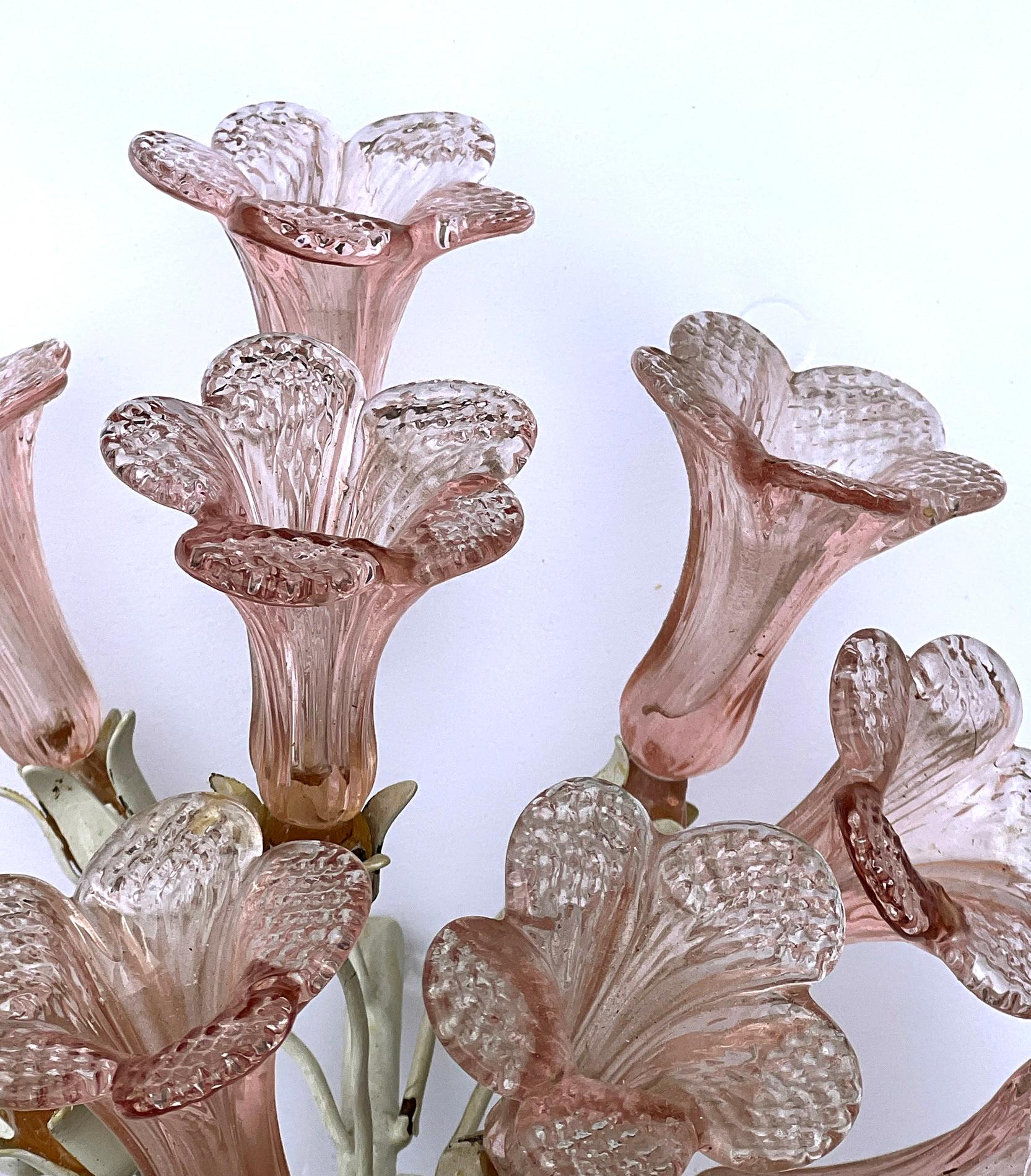 Italian Pair of Murano Rose-colored Floral Glass Wall Sconces with White Enameled Leaves For Sale