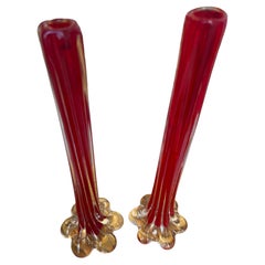 Paar Knospenvasen aus rubinrotem Murano-Glas, Italien 1970er Jahre