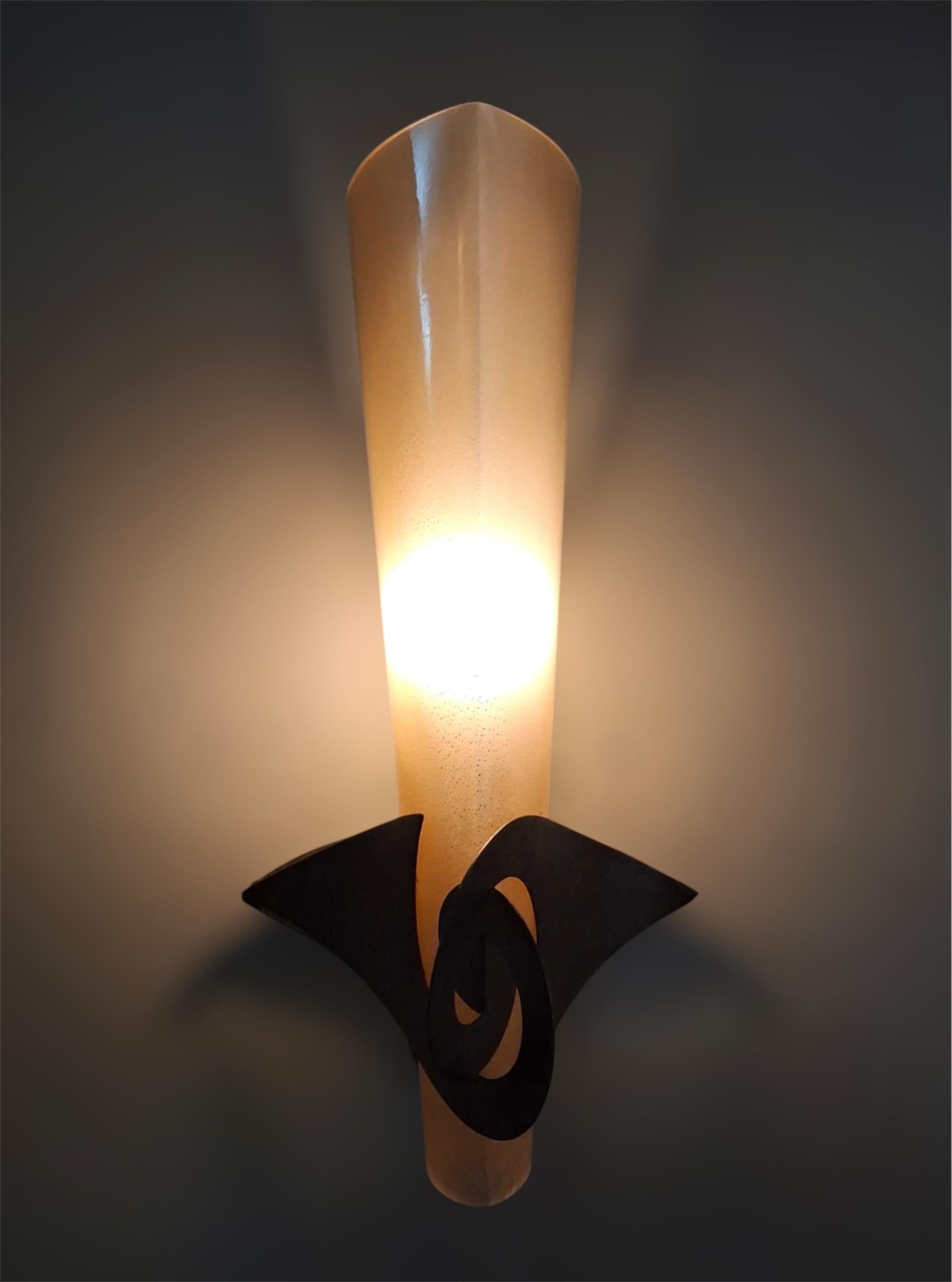 Paar Murano-Wandleuchter mit Eisen, 2 Paare verfügbar im Angebot 4