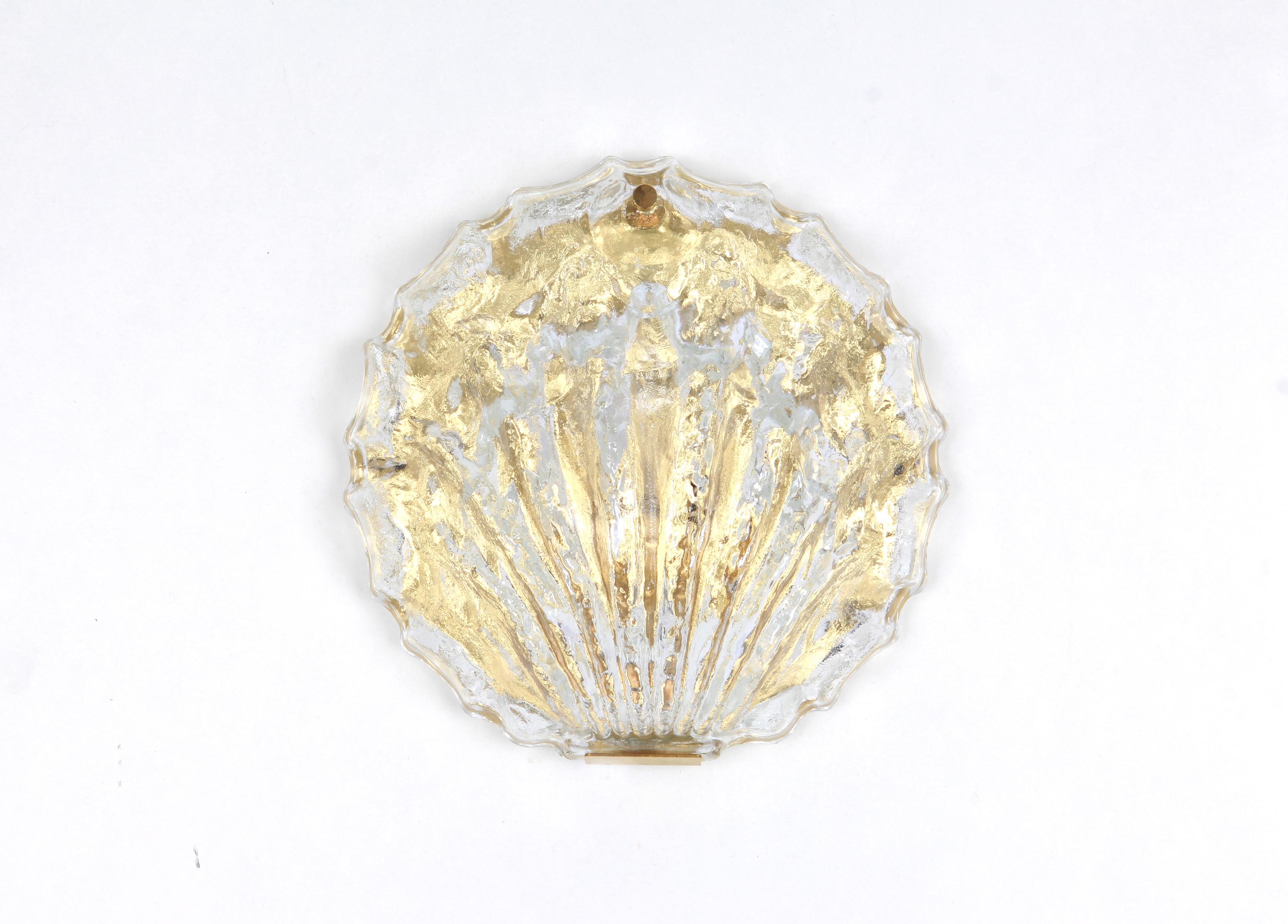 Vetro di Murano Coppia di applique in vetro a conchiglia di Murano di Limburg, Germania, anni '70 in vendita