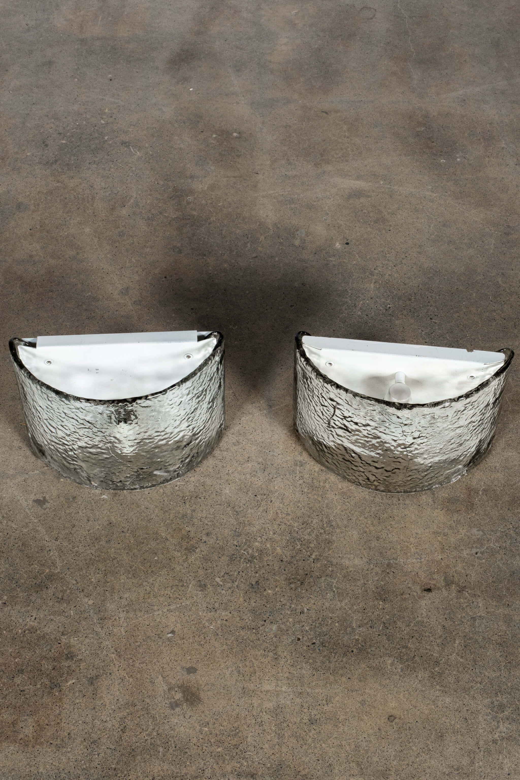 Fine XX secolo Coppia di lampade in vetro fumé di Murano in vendita