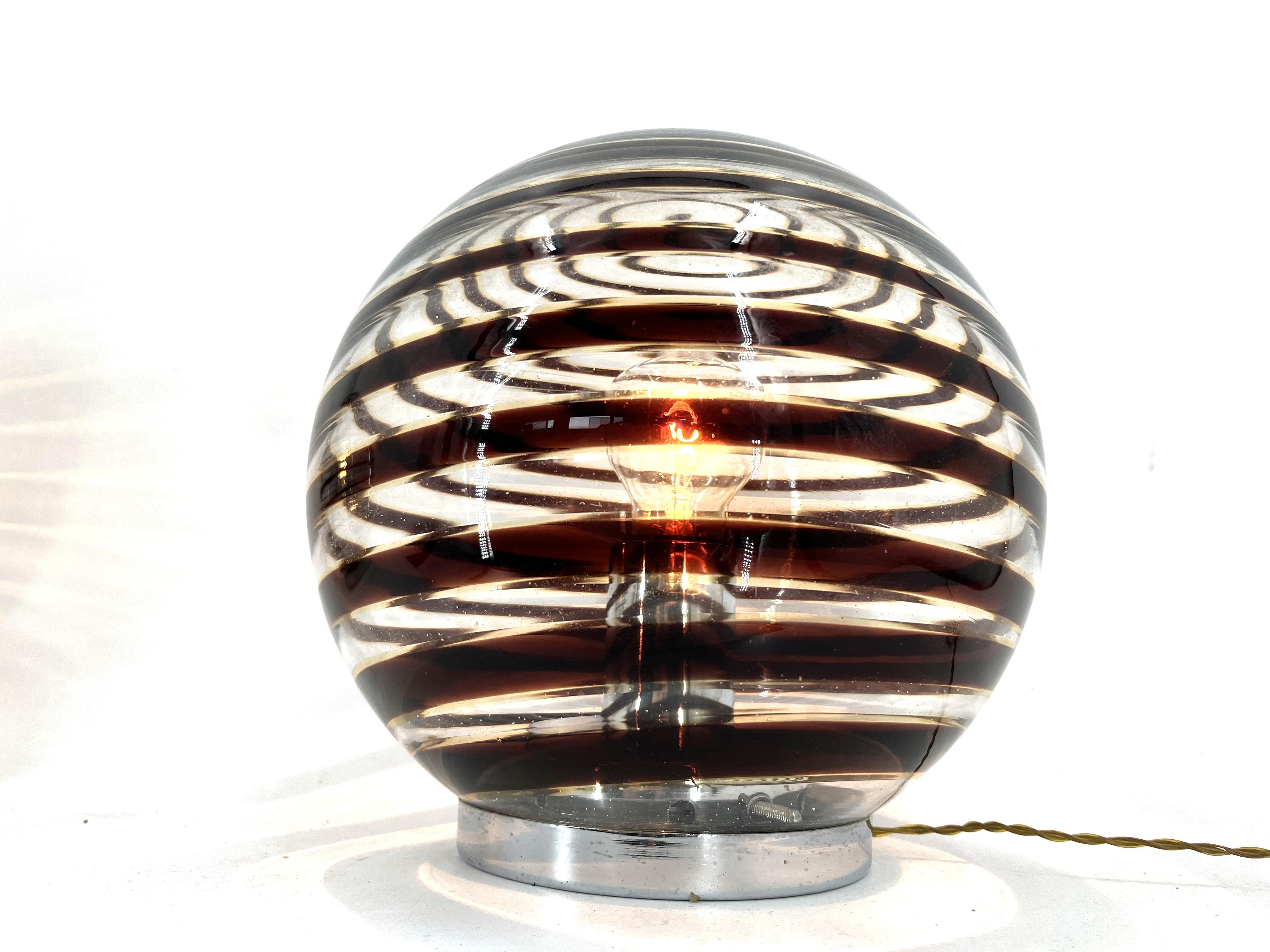 Paire de lampes de table en verre tourbillonnant de Murano, 1970 en vente 3