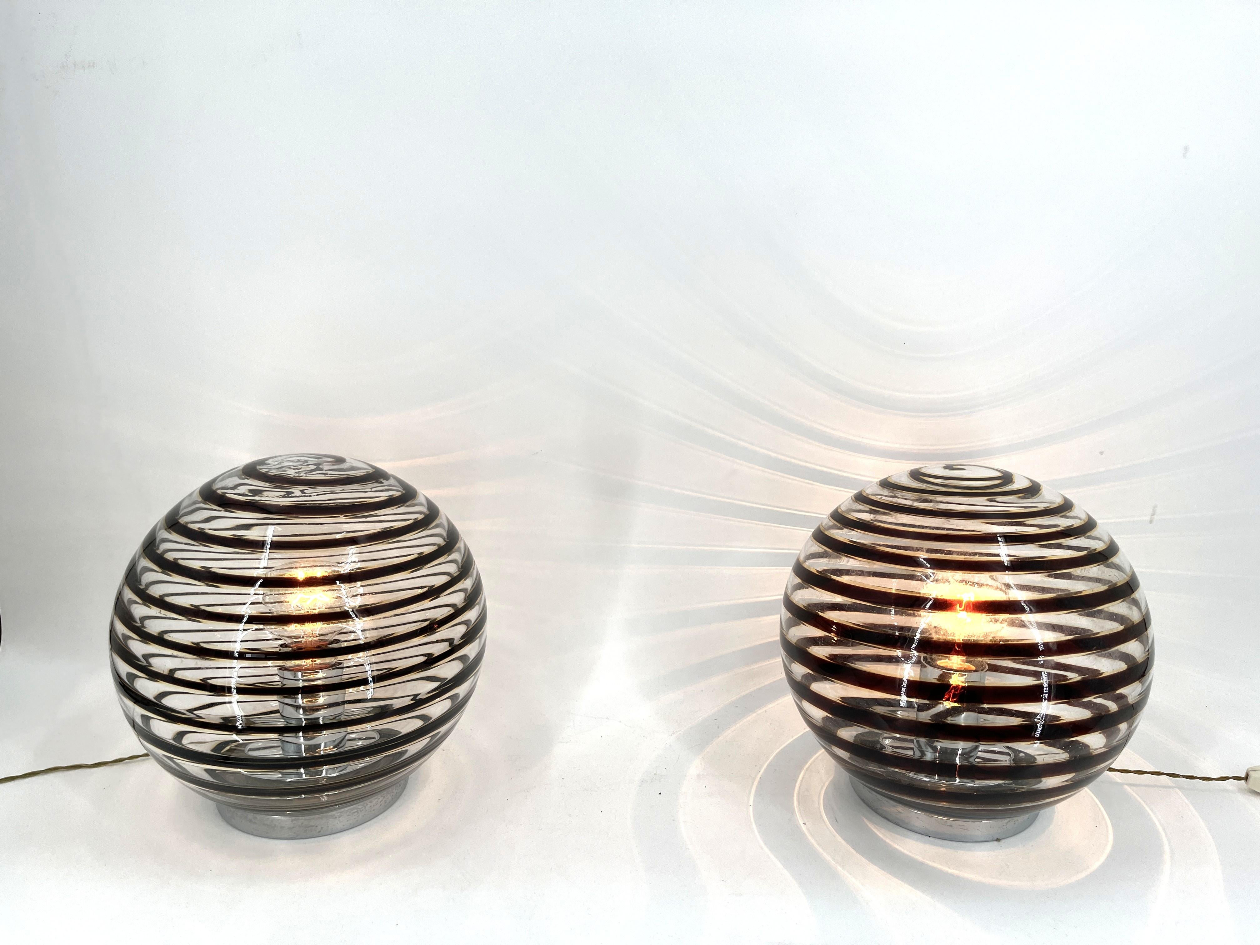 Paire de lampes de table en verre tourbillonnant de Murano, 1970 en vente 4