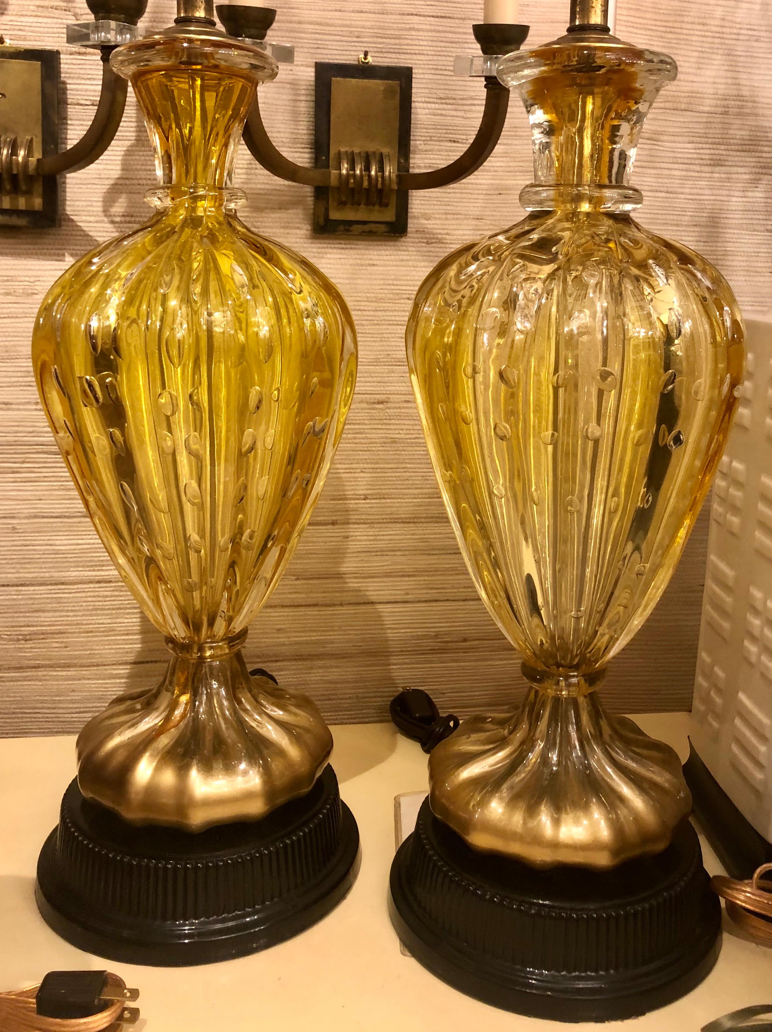 Gold and Yellow Murano Glass Table Lamps In Good Condition For Sale In New York, NY