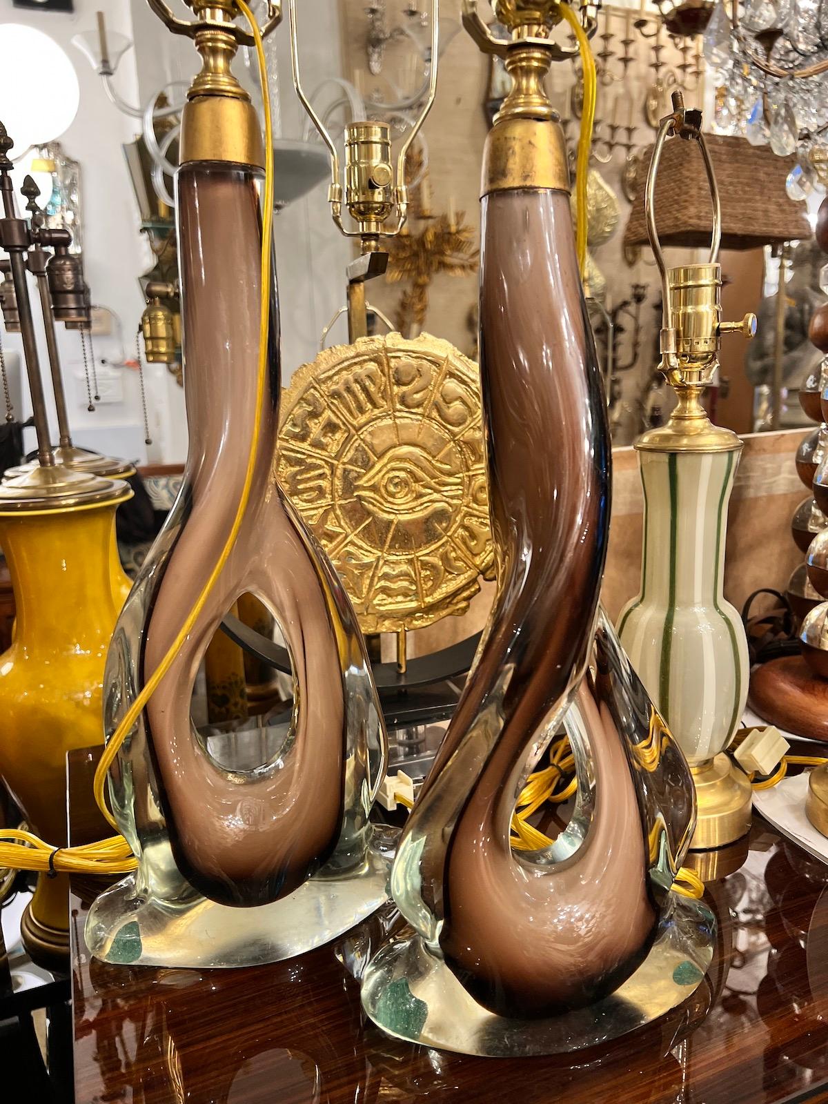 Milieu du XXe siècle Paire de lampes de table de Murano en vente