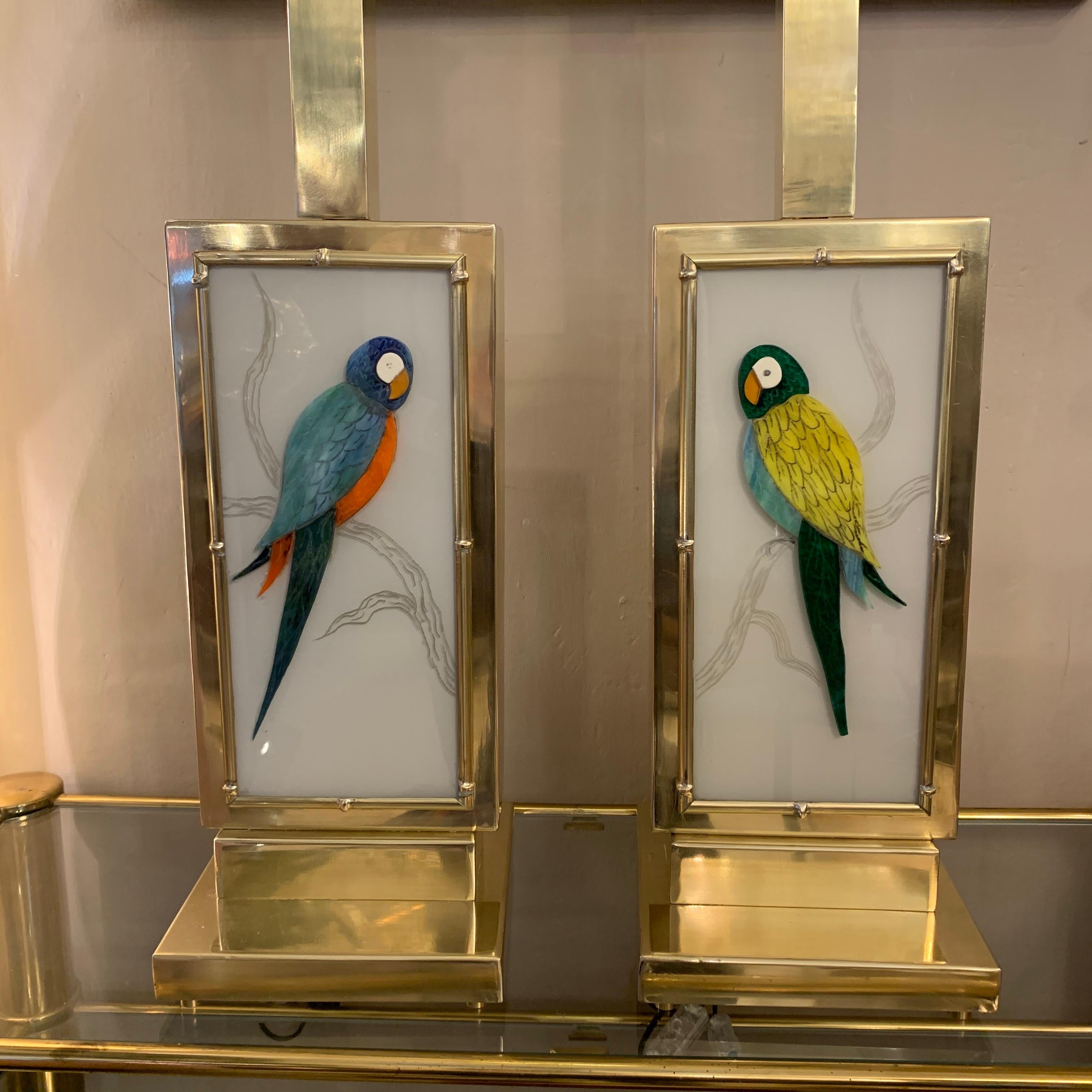 Italian Pair of Murano Two Sided Glass Parrots Table Lamps, 1970s